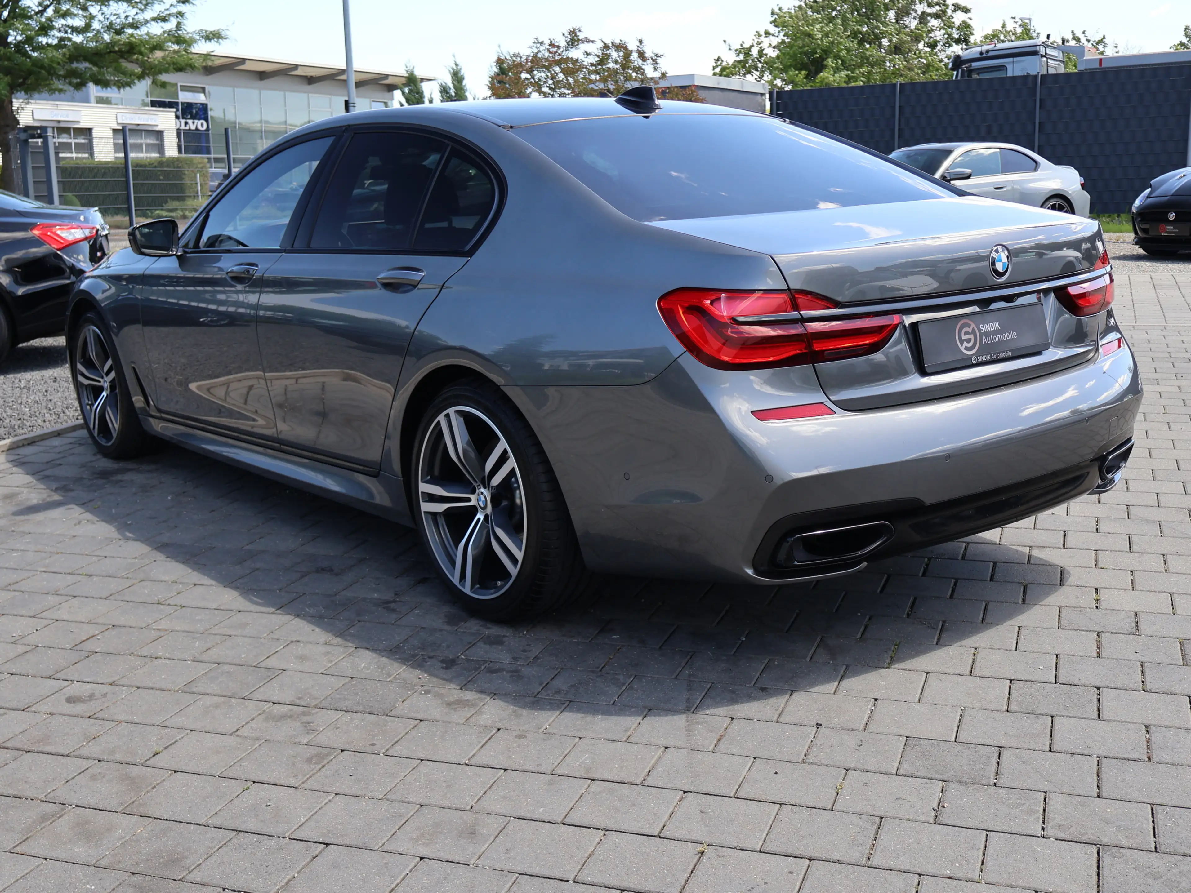 BMW 750 d xDrive M Sport-Massage-IntegralLenkung-LED — photo 7