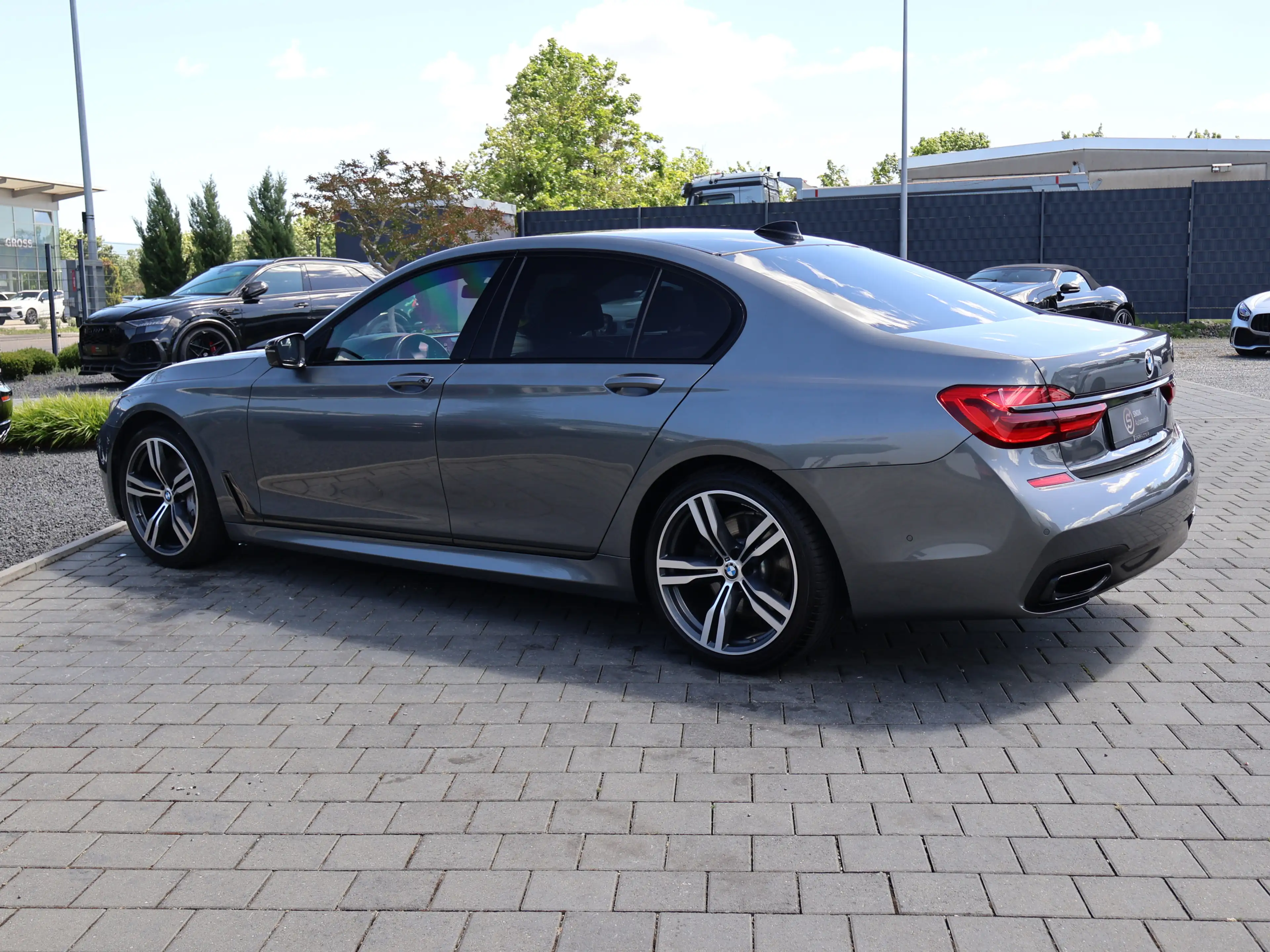 BMW 750 d xDrive M Sport-Massage-IntegralLenkung-LED — photo 6