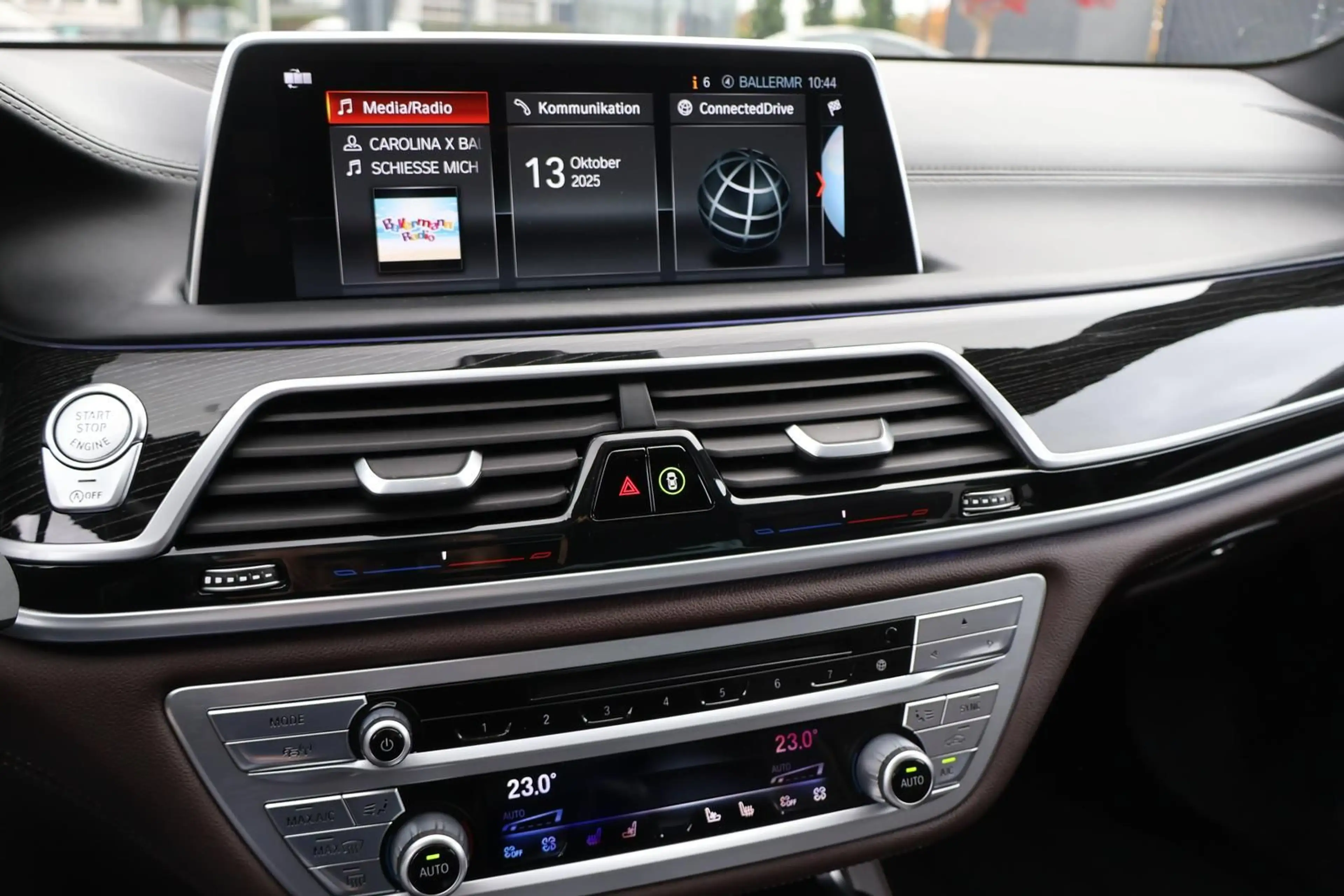 BMW 750 d xDrive M Sport-Massage-IntegralLenkung-LED — photo 14