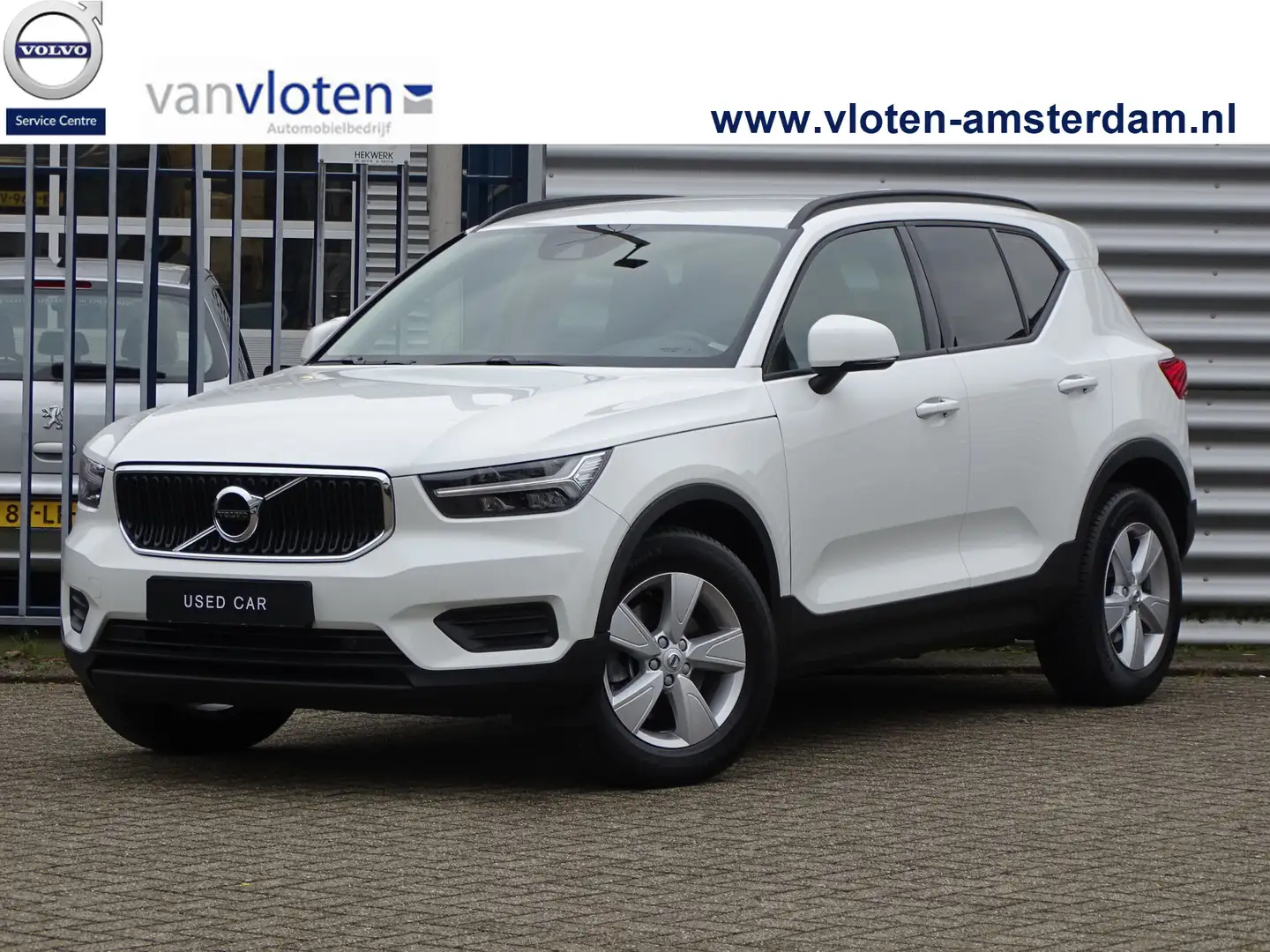Volvo XC40 T4 Momentum 190PK | Automaat | Navigatie Blanc - 1