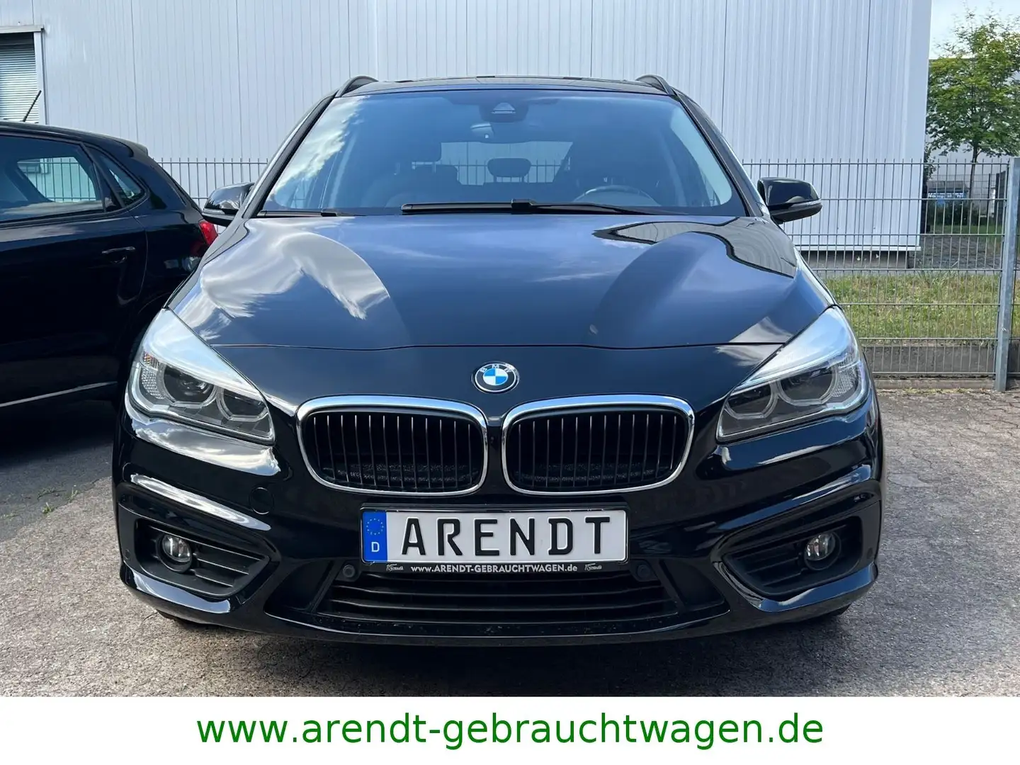 BMW 218 Baureihe 2*AUTOMATIK/BI-XENON/PANO/SHZ/PDC* Nero - 2