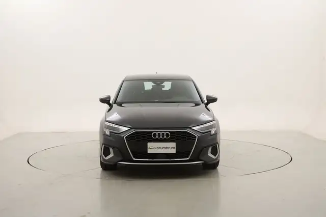 Audi A3 view 8