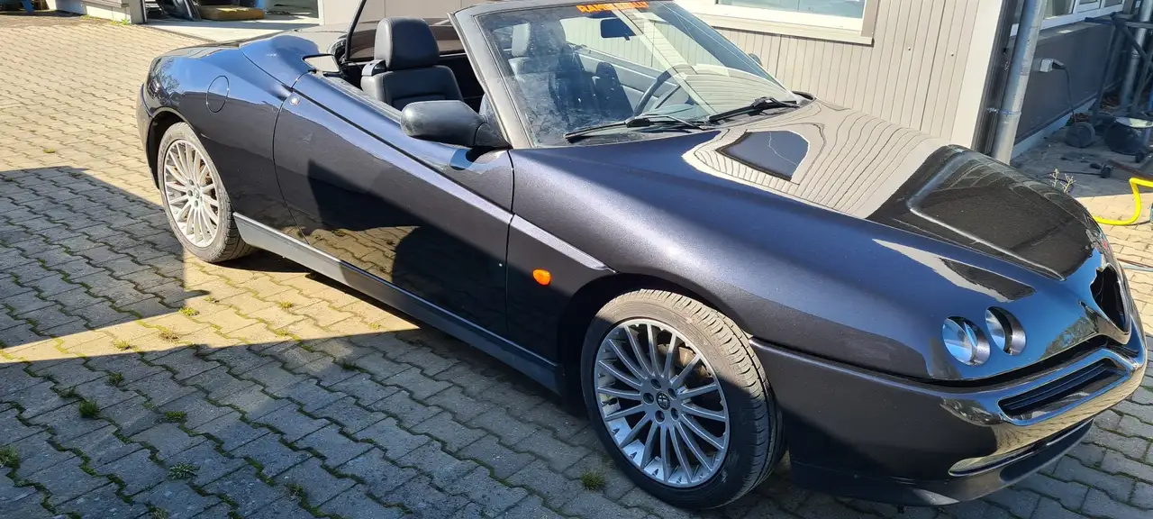 Alfa Romeo Spider 2.0-16V, foto 7