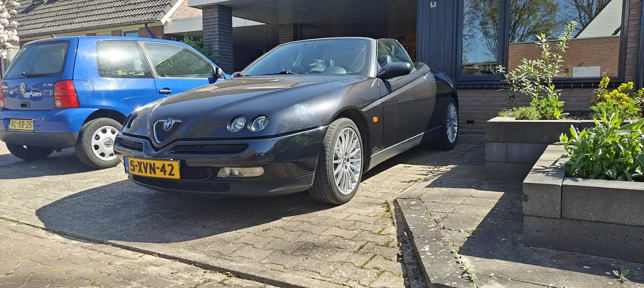 Alfa Romeo Spider 2.0-16V, foto 4