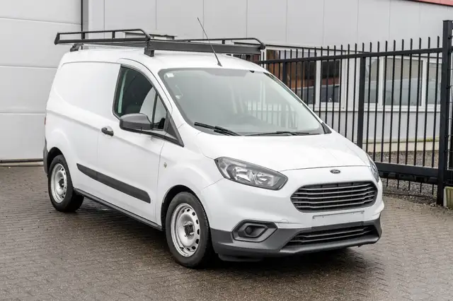 Ford Transit Courier 1.0i - Imperiaal / Airco - 9.800 excl.