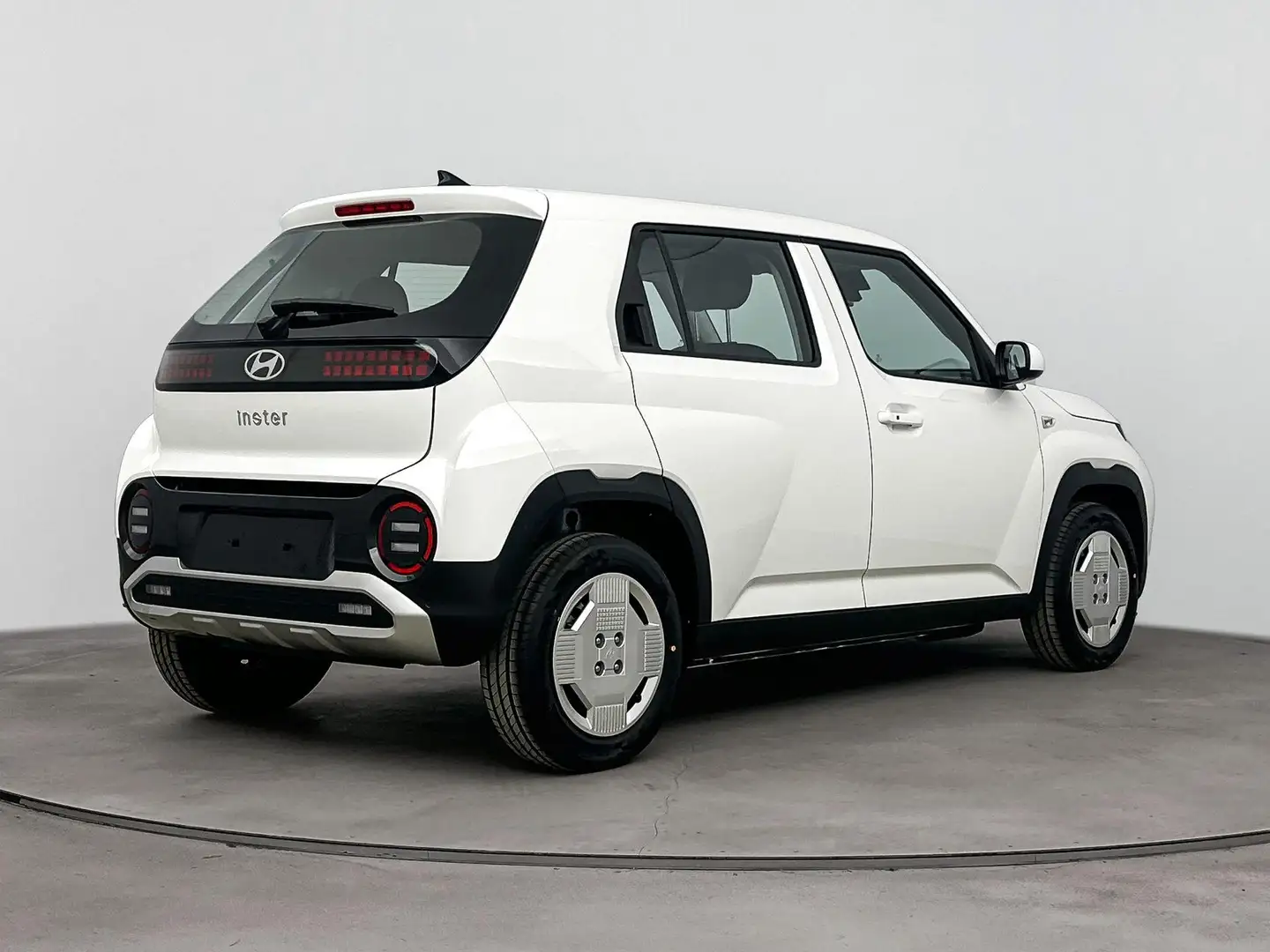 Hyundai Inster E-Motion 49 kWh | Incl. €2700,- Inruilbonus! | Act Wit - 2
