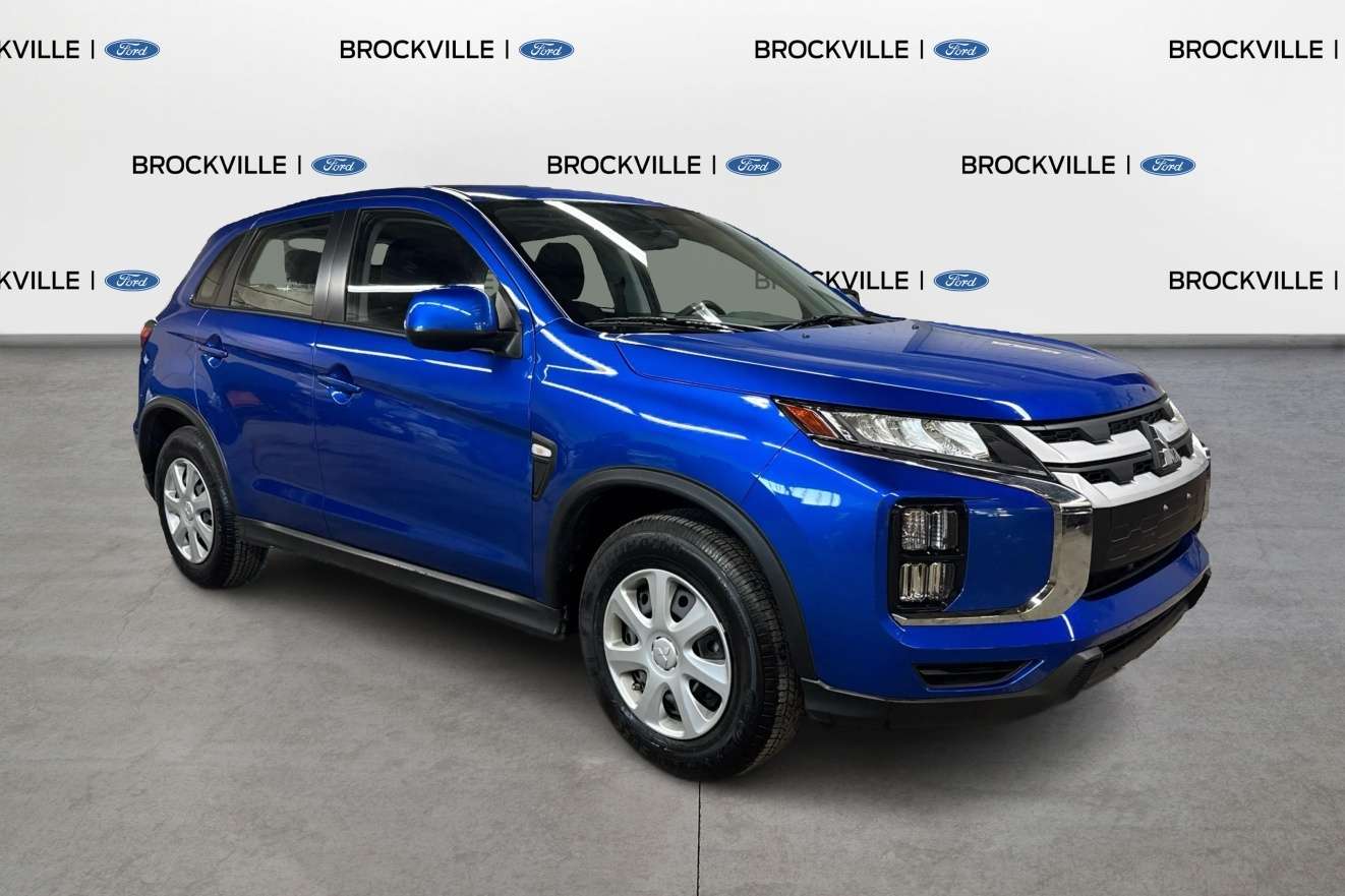 2026 Mitsubishi RVR ES  | CarPlay BackUp Cam 8 Screen Heated Seats