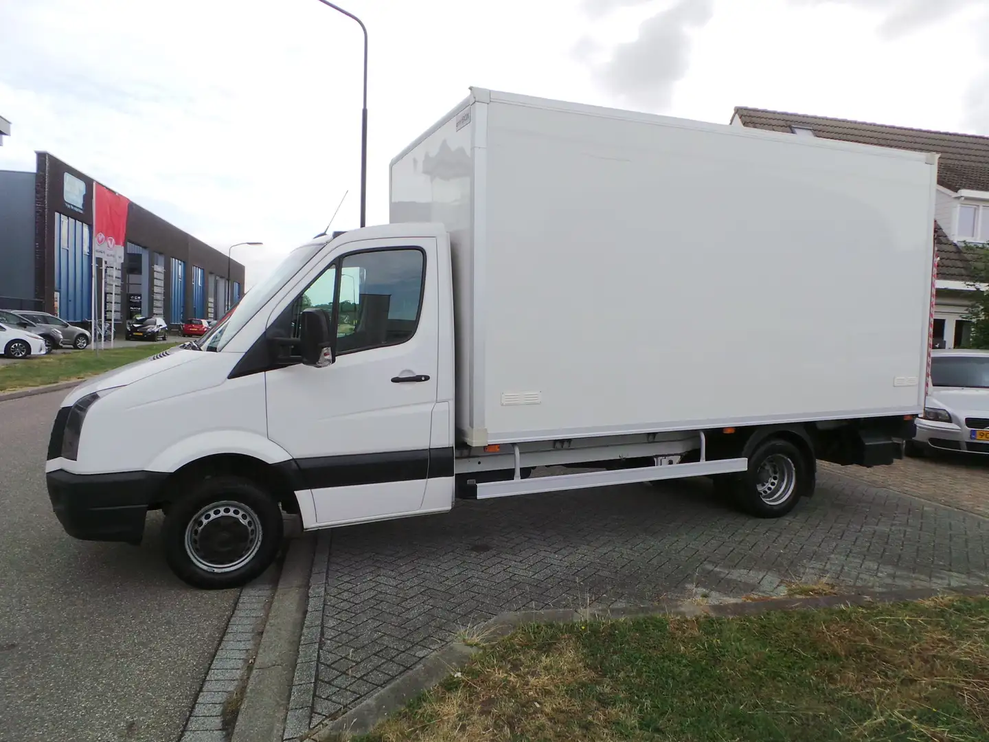 Volkswagen Crafter 46 2.0 TDI 136pk Bakwagen+Laadklep Airco L430cm B2 Wit - 1