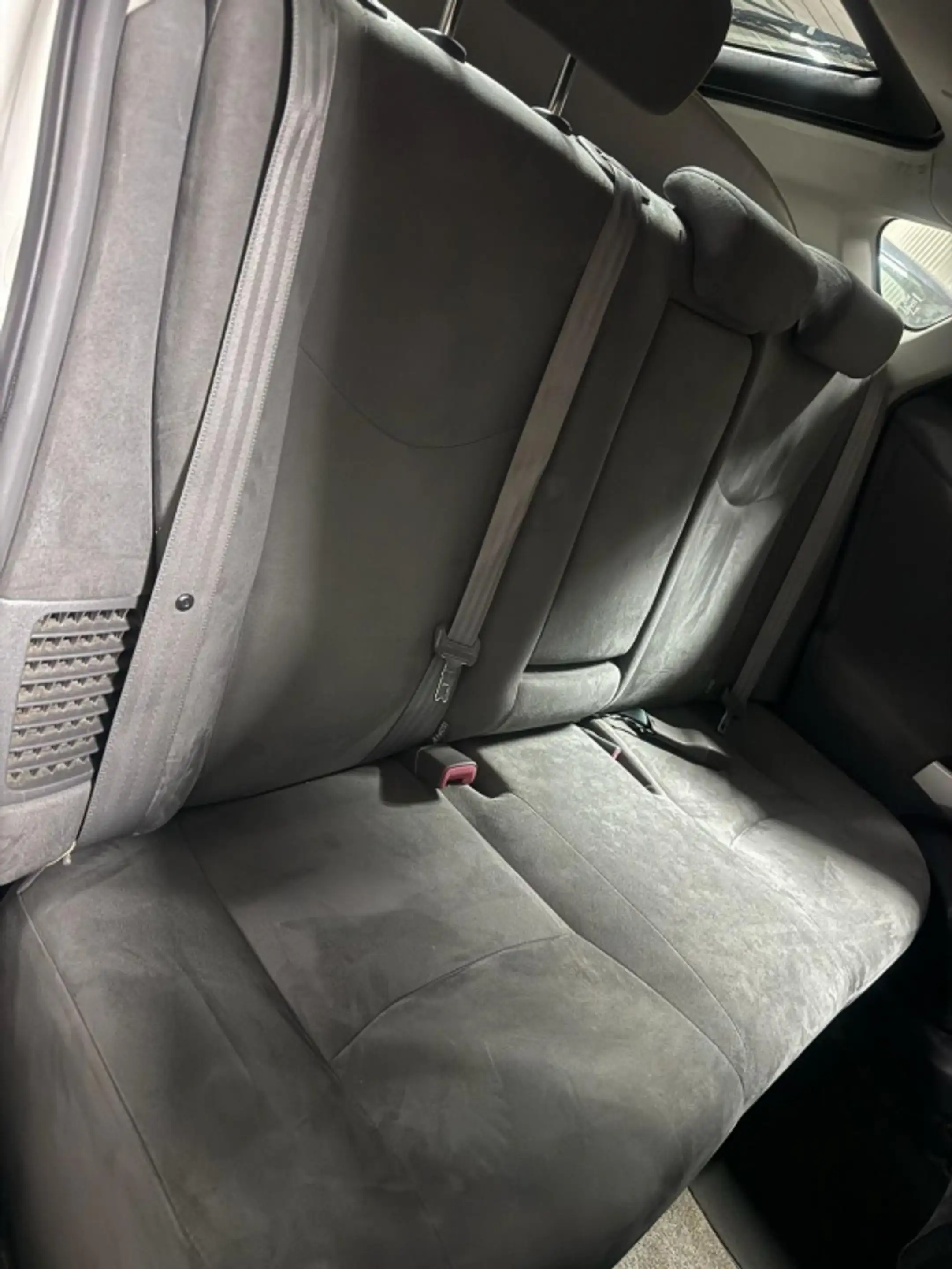 Toyota Prius 1.8 Dynamic — photo 10