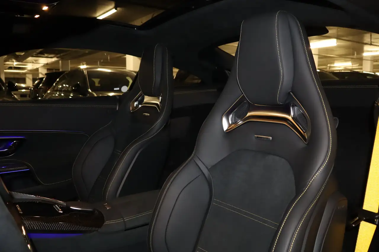 Mercedes-Benz AMG GT снимка Mercedes-Benz AMG GT