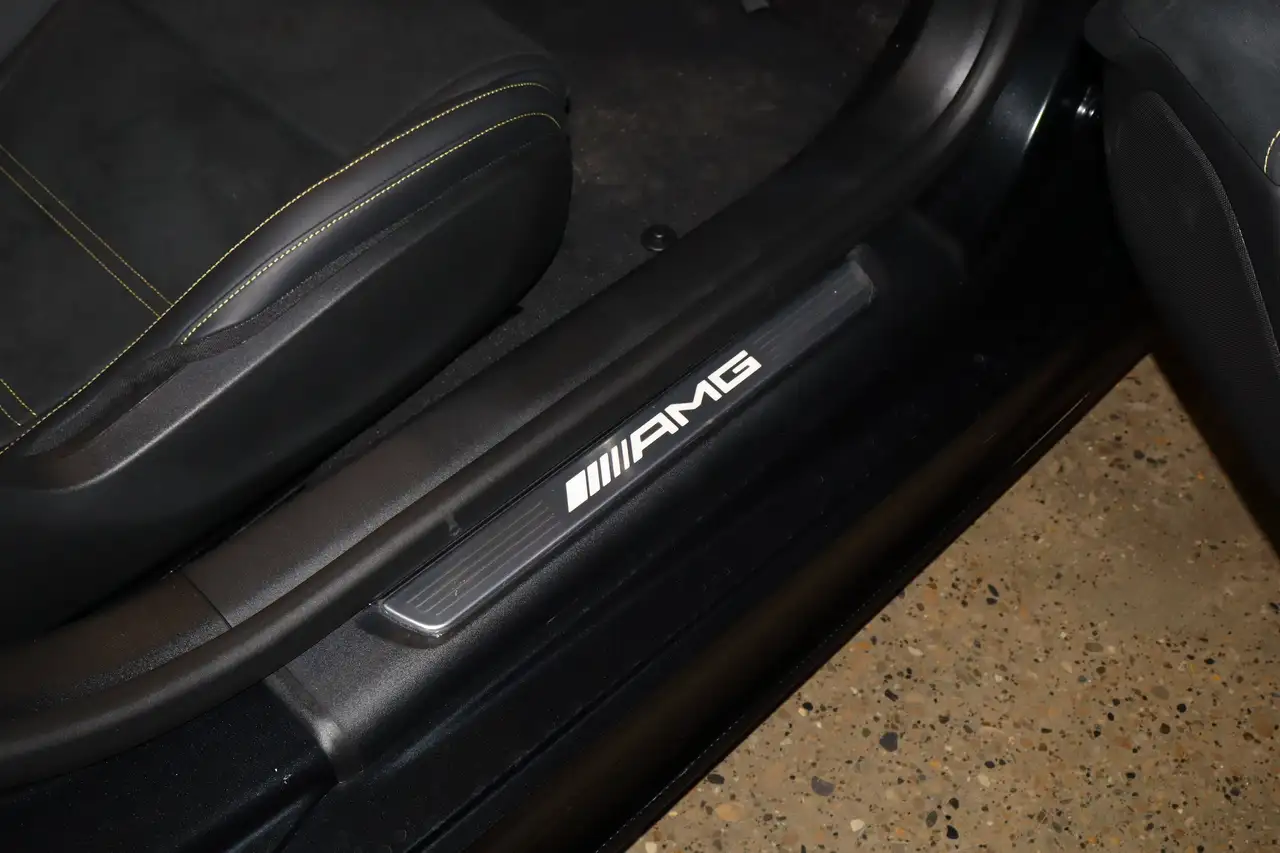 Mercedes-Benz AMG GT снимка Mercedes-Benz AMG GT