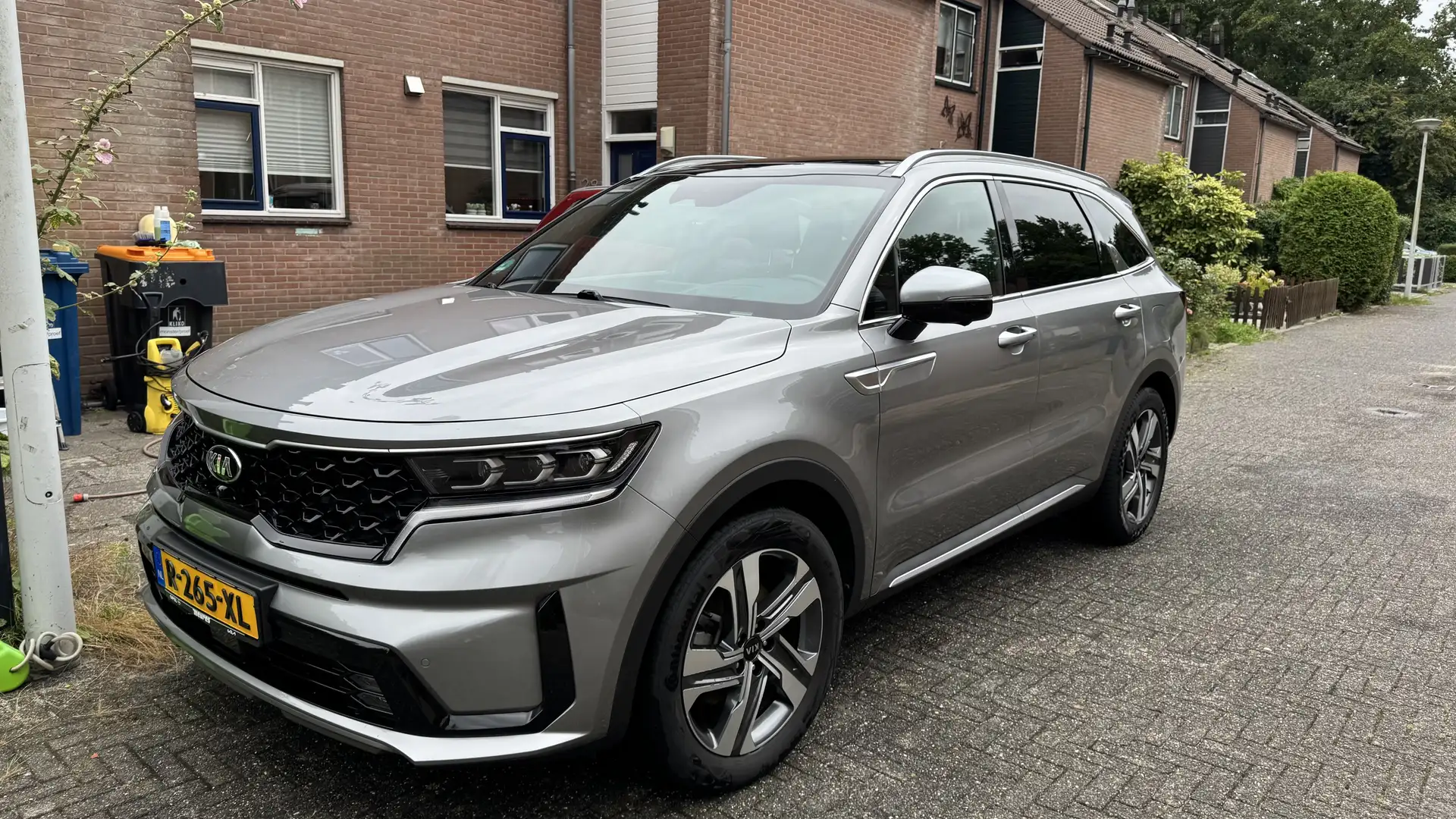 Kia Sorento 1.6 T-GDI PHV ExcL 7 Сірий - 1