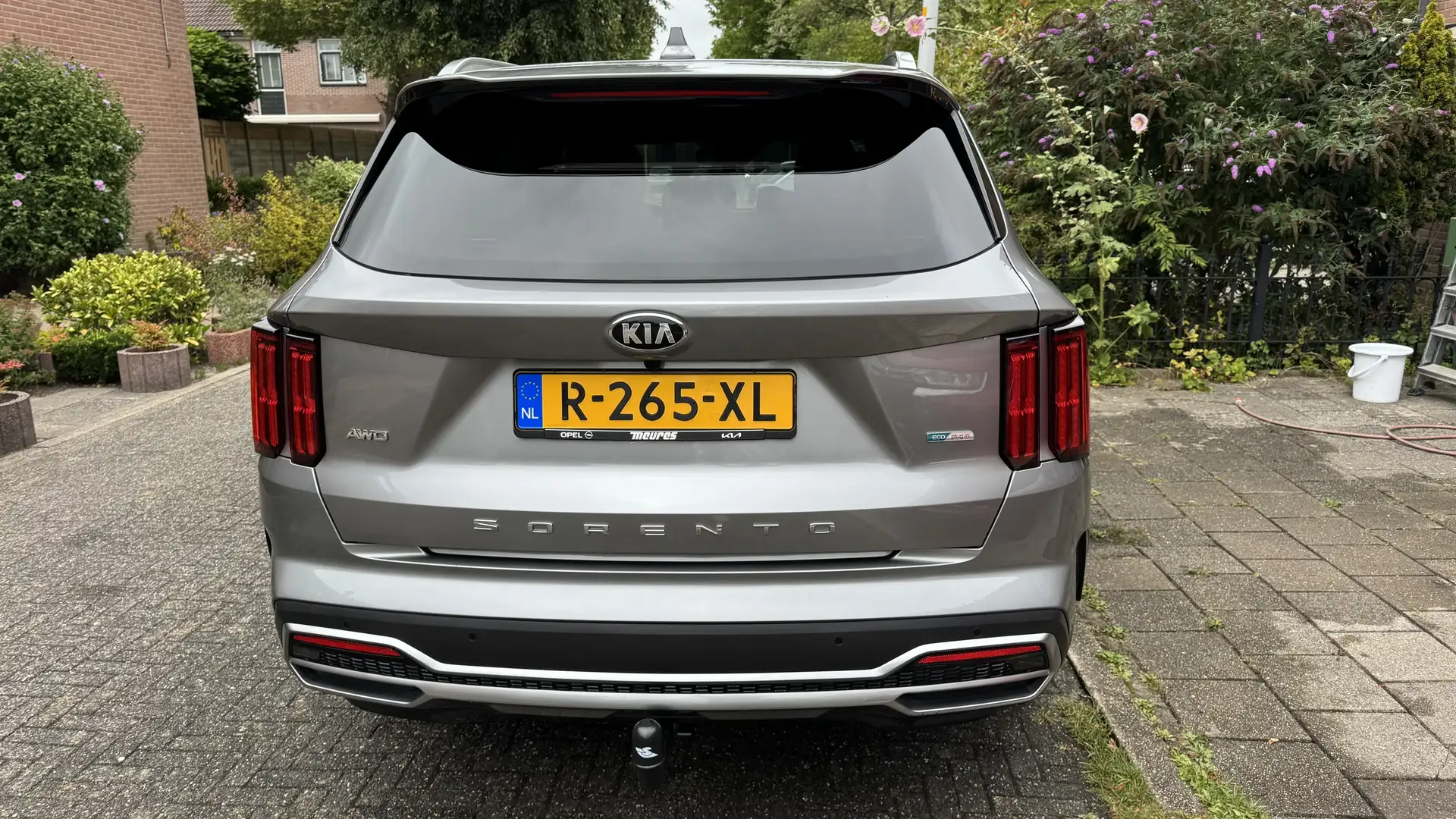 Kia Sorento 1.6 T-GDI PHV ExcL 7 Сірий - 2