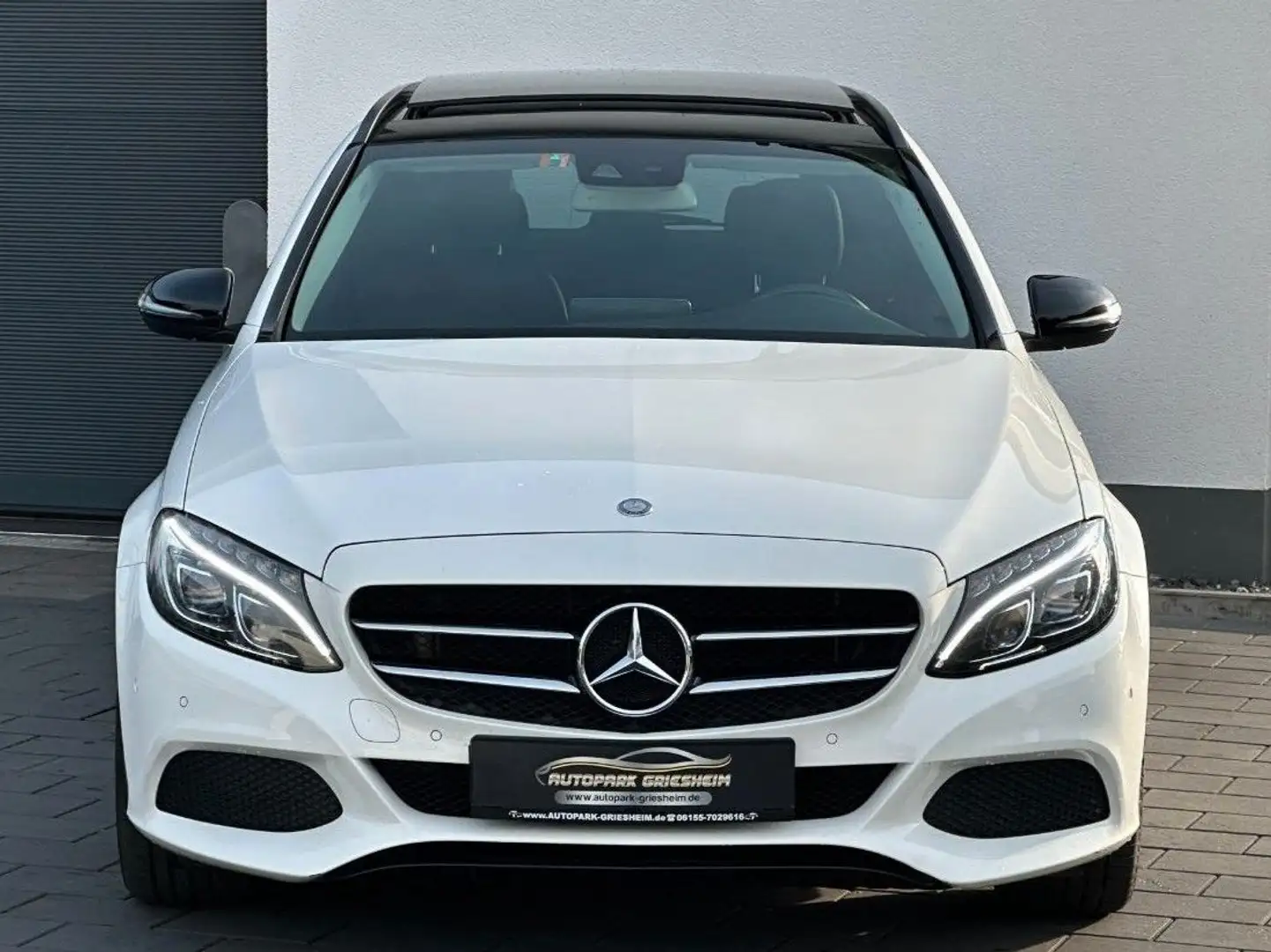 Mercedes-Benz C 400 T 4Matic*9G*AVANTGARDE*COMAND*KAMERA*PANO* Blanc - 2