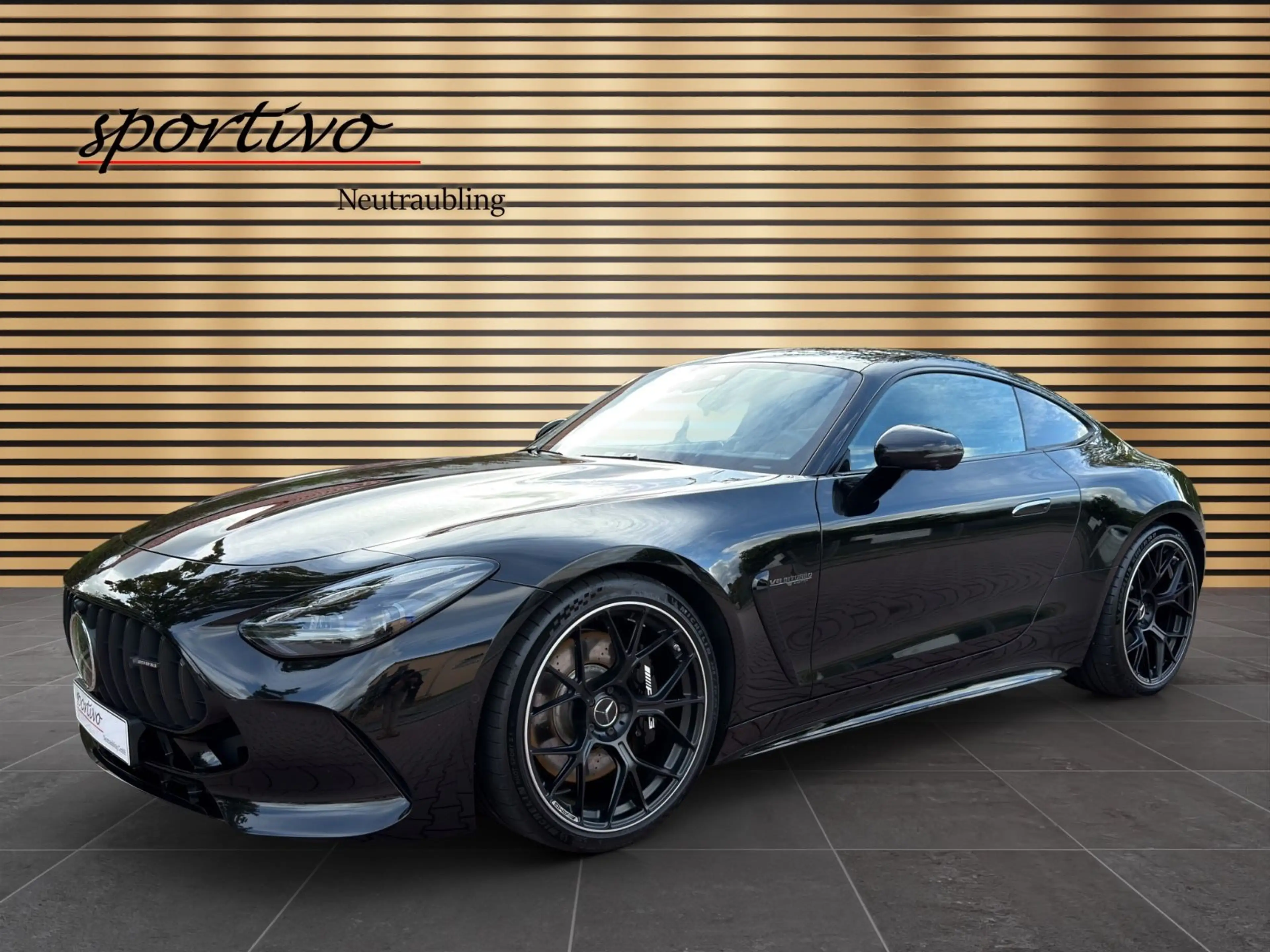 Mercedes-Benz AMG GT 63 4Matic+/Lift/Night-Paket/Carbon/Pano