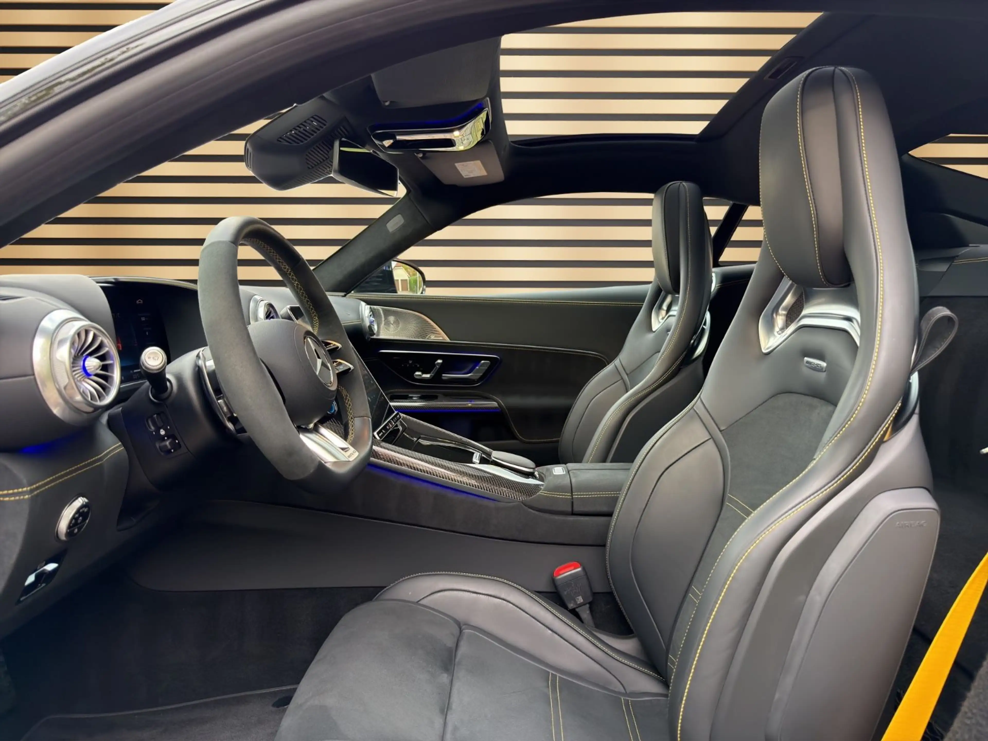 Mercedes-Benz AMG GT 63 4Matic+/Lift/Night-Paket/Carbon/Pano — photo 10