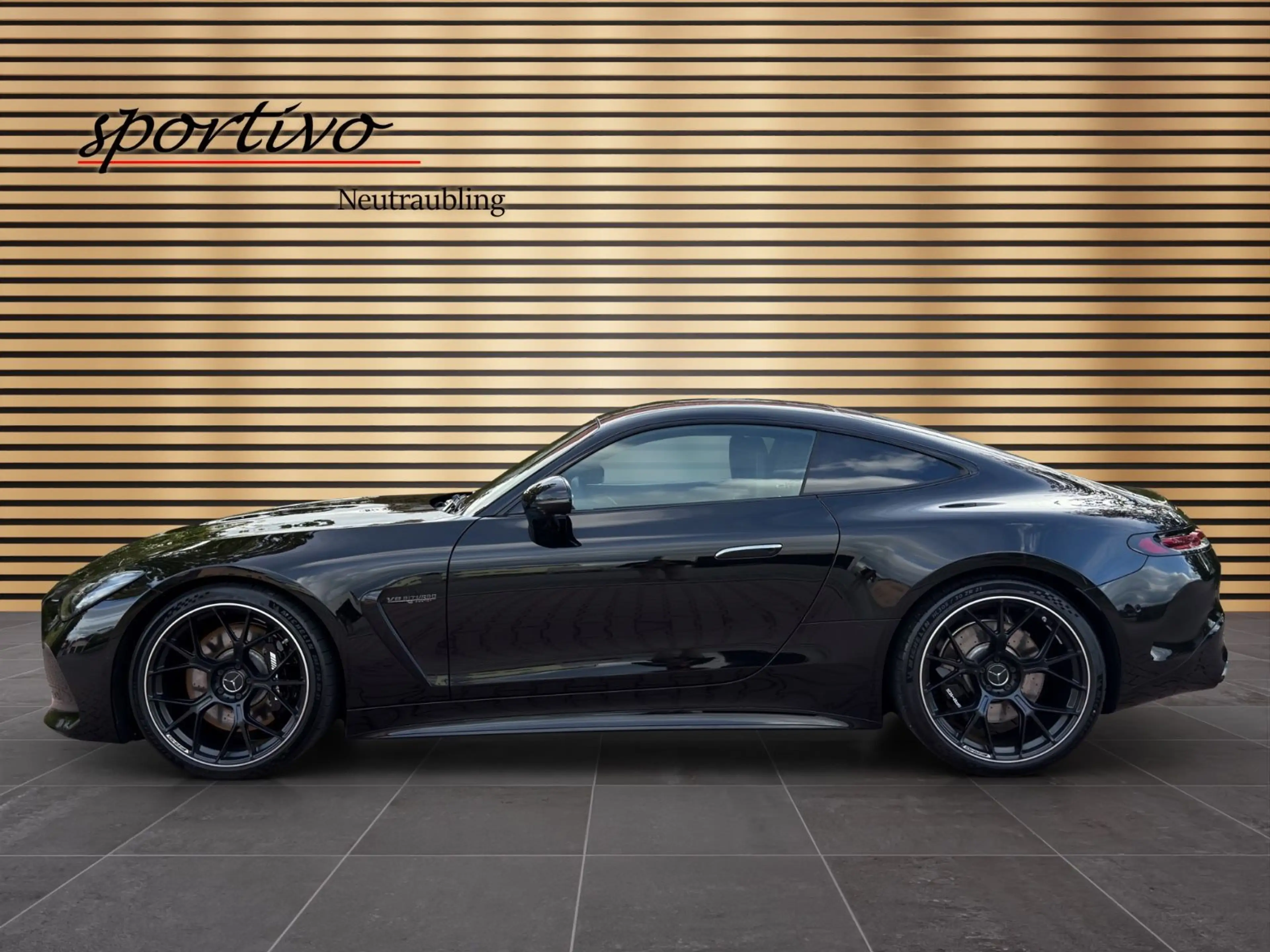 Mercedes-Benz AMG GT 63 4Matic+/Lift/Night-Paket/Carbon/Pano — photo 2