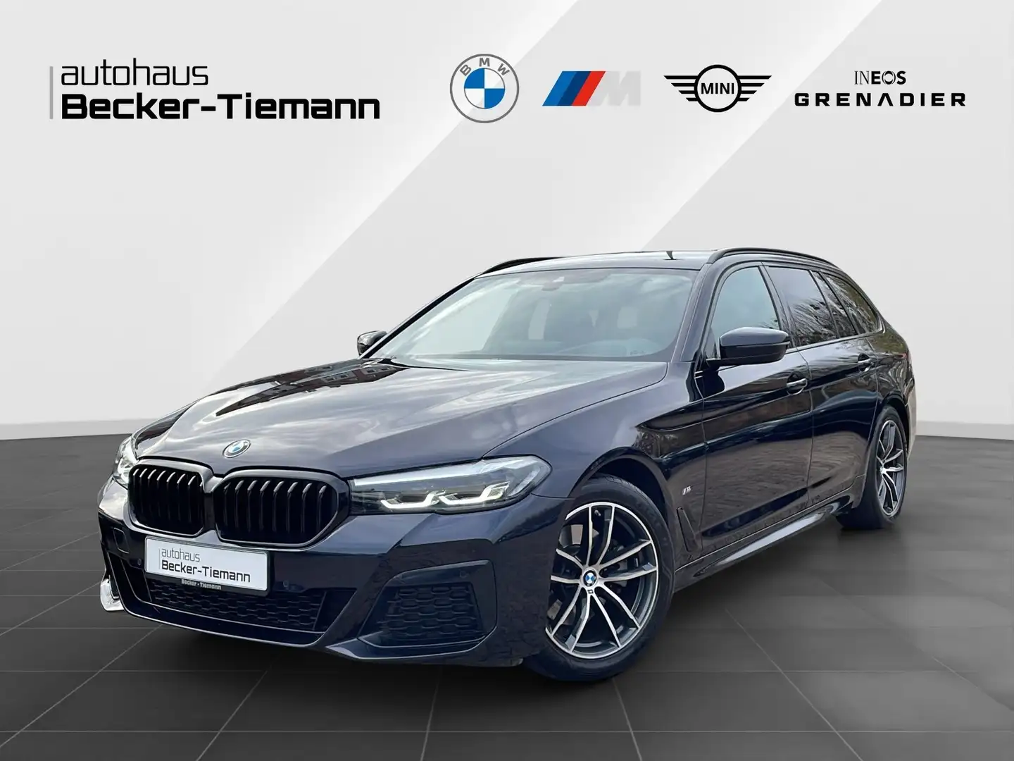 BMW 520 d Touring M Sport/ AHK/ RFK/ HK-HiFi Schwarz - 1