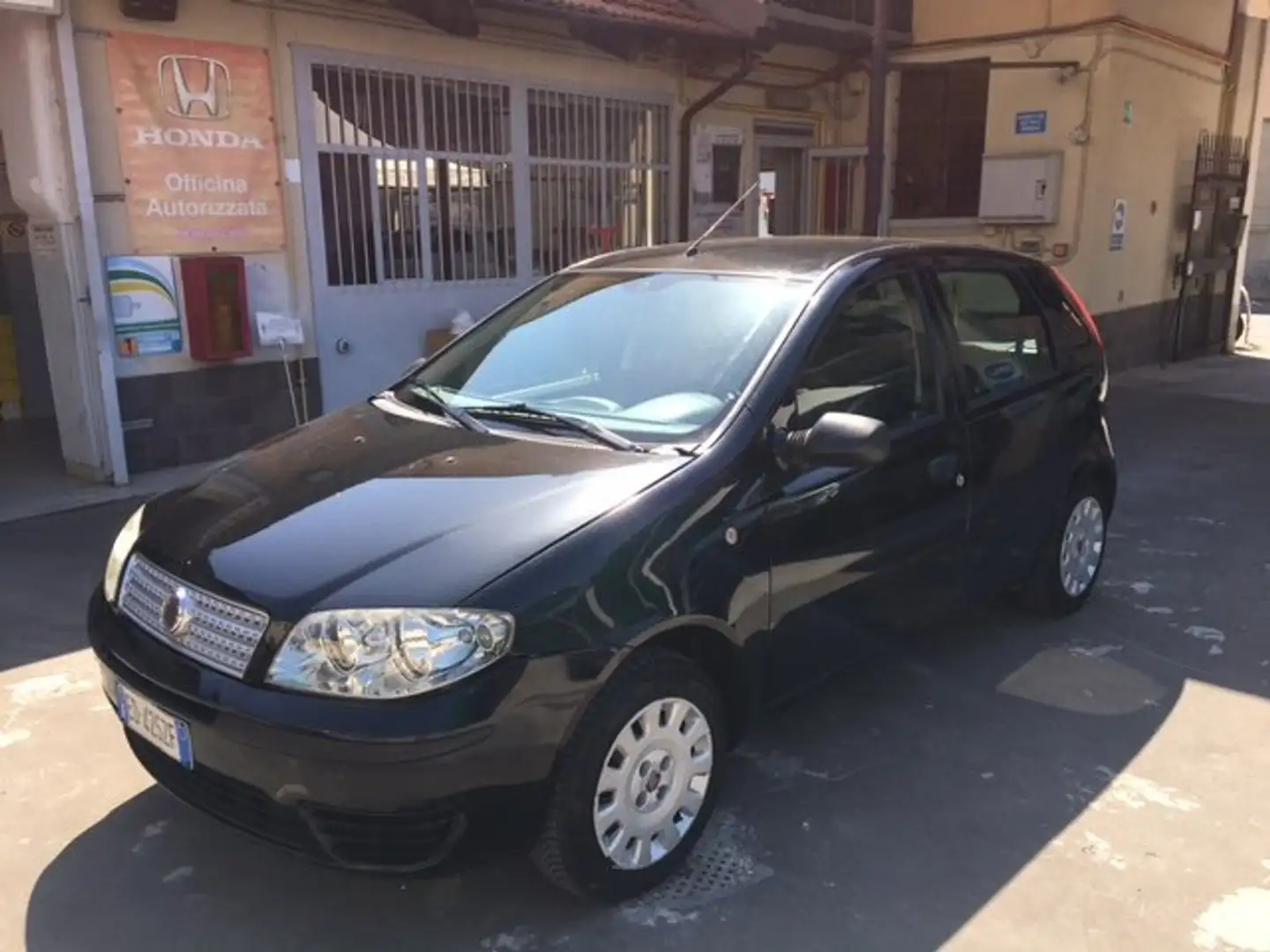 Fiat Punto Punto 5p 1.2 Classic Active GPL Nero - 1