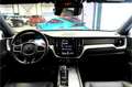 Volvo XC60 2.0 T8 AWD 299kW/407pk Aut8 Twin Engine R-Design L Zwart - thumbnail 2