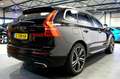 Volvo XC60 2.0 T8 AWD 299kW/407pk Aut8 Twin Engine R-Design L Zwart - thumbnail 5
