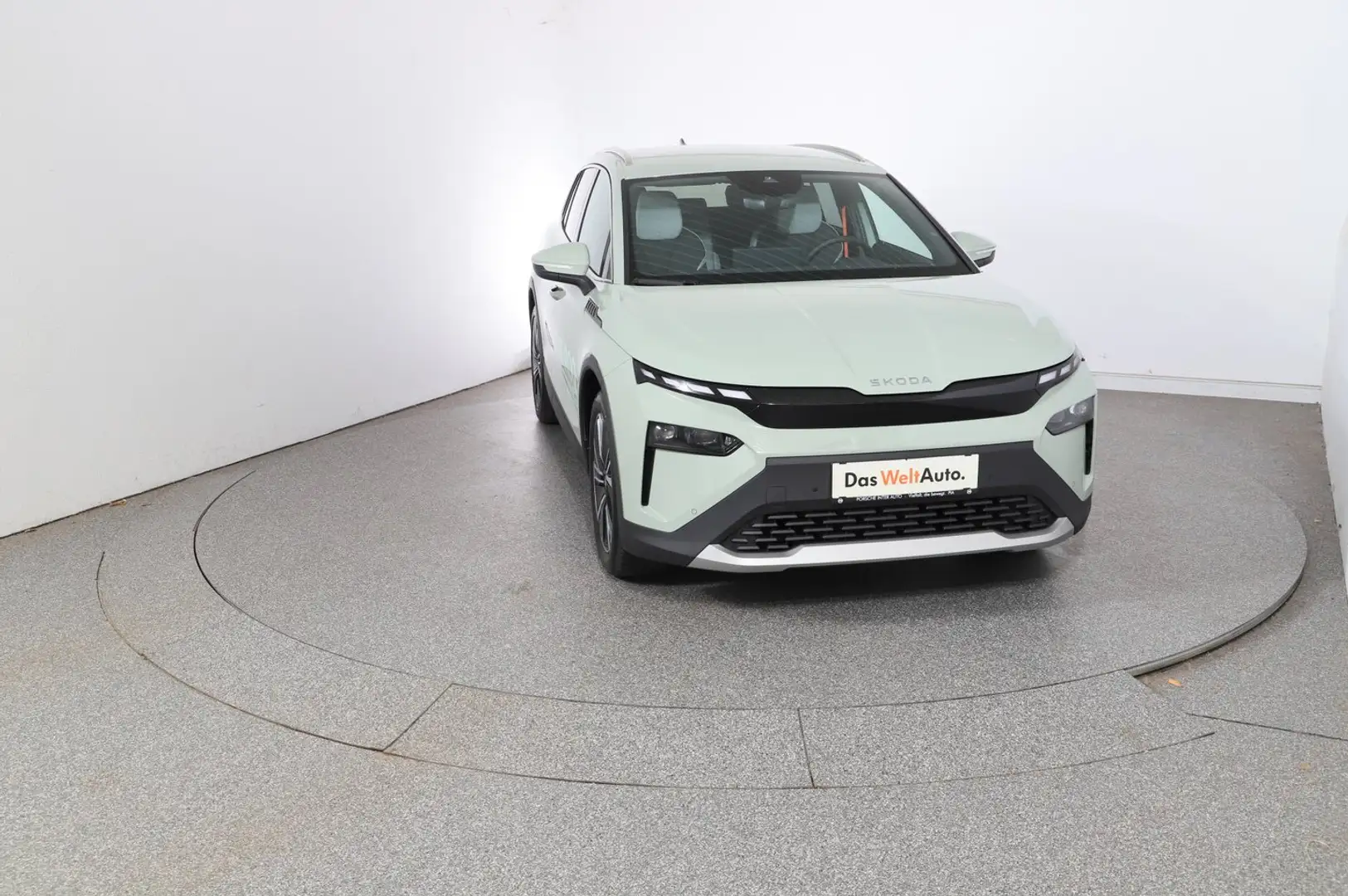 Skoda Elroq 85 Grün - 2