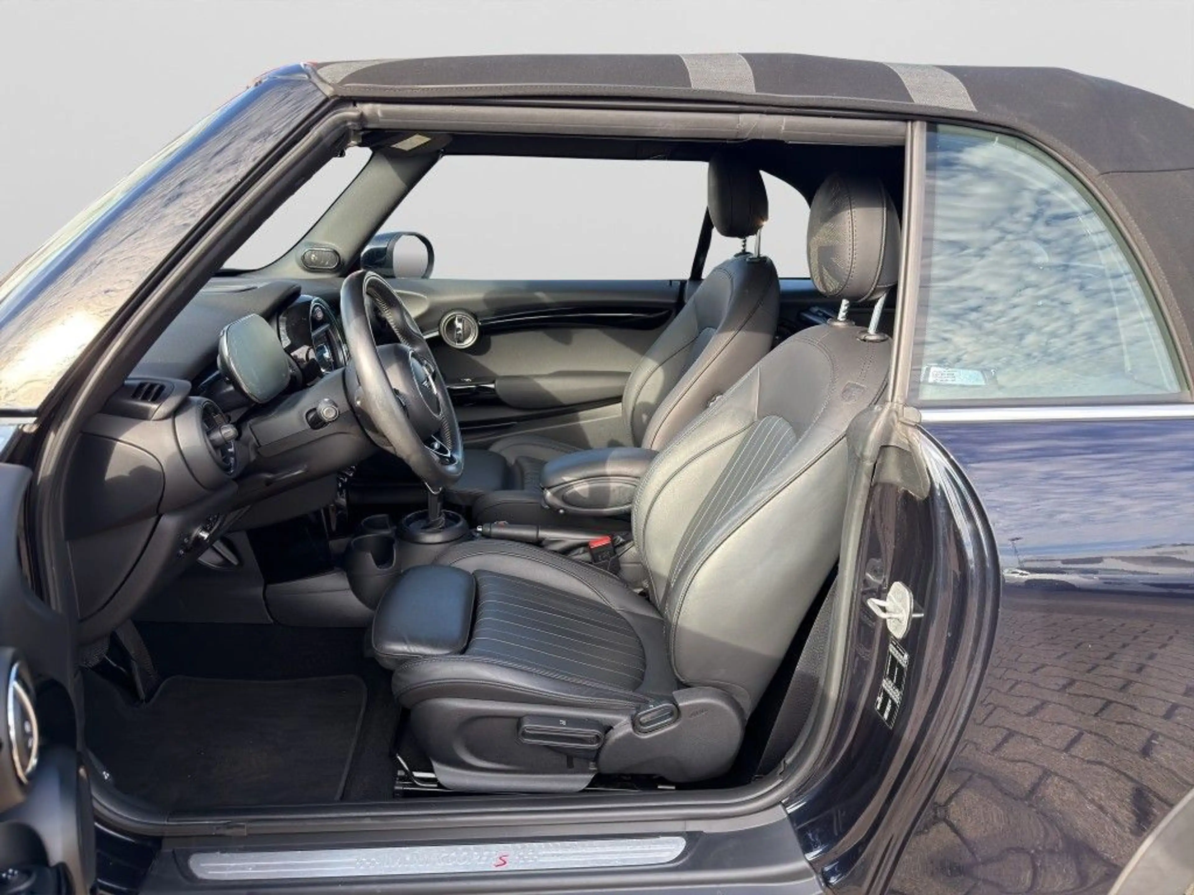 MINI Cooper S Cabrio Mini Cooper S Cabrio Aut. — photo 15