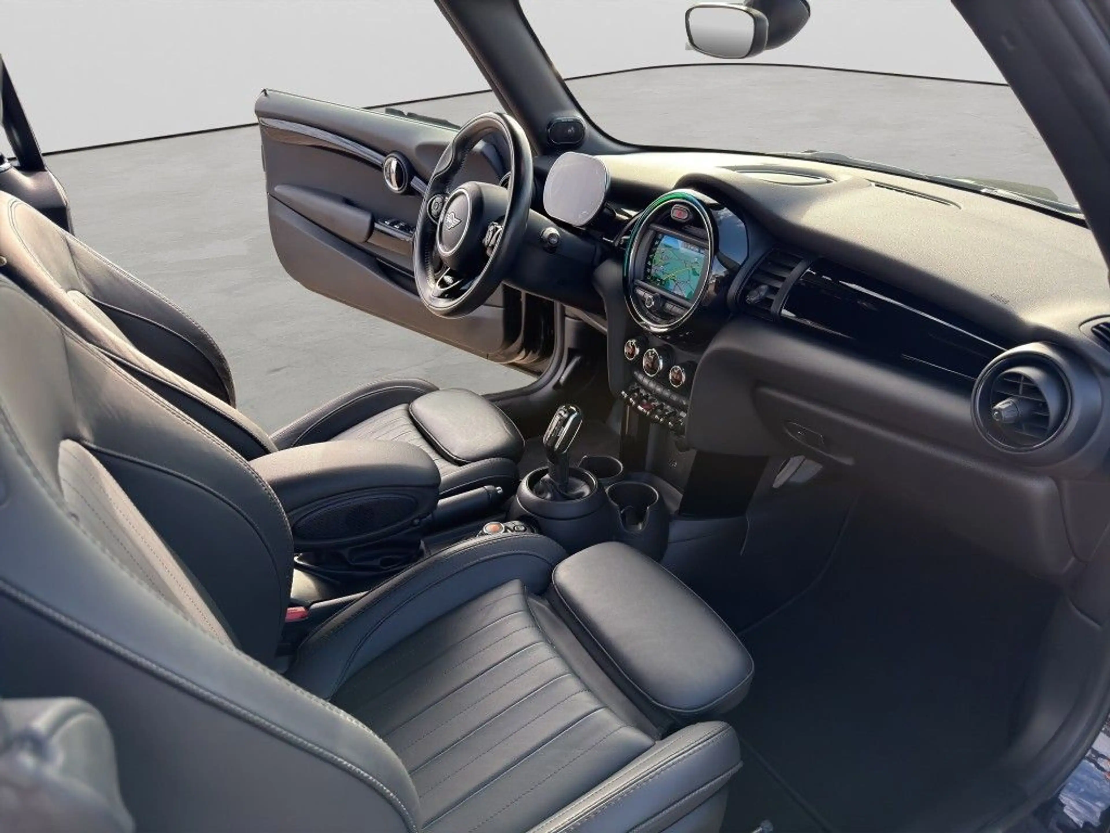 MINI Cooper S Cabrio Mini Cooper S Cabrio Aut. — photo 14