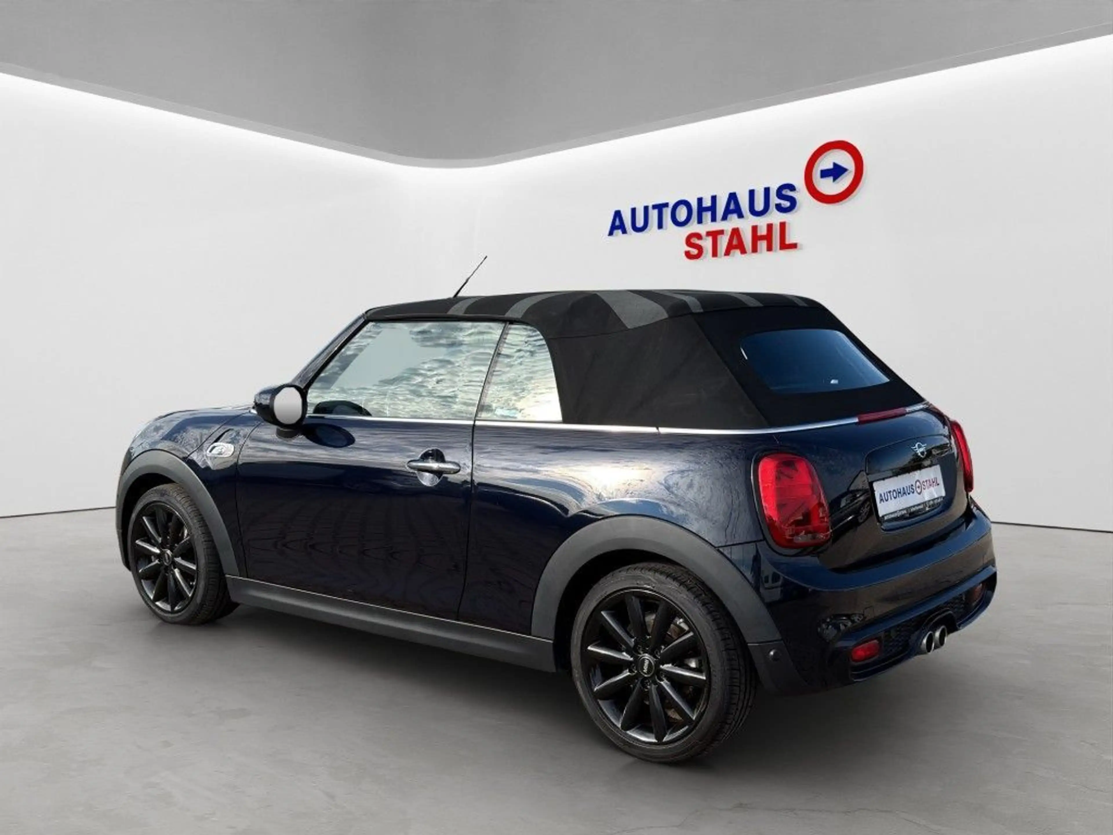 MINI Cooper S Cabrio Mini Cooper S Cabrio Aut. — photo 3