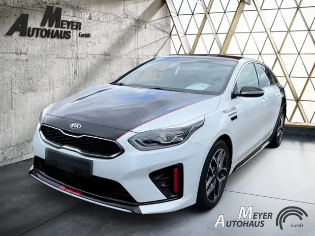 Kia ProCeed / pro_cee'd 1.6 CRDi GT-LINE +Glasdach+Navi+Leder
