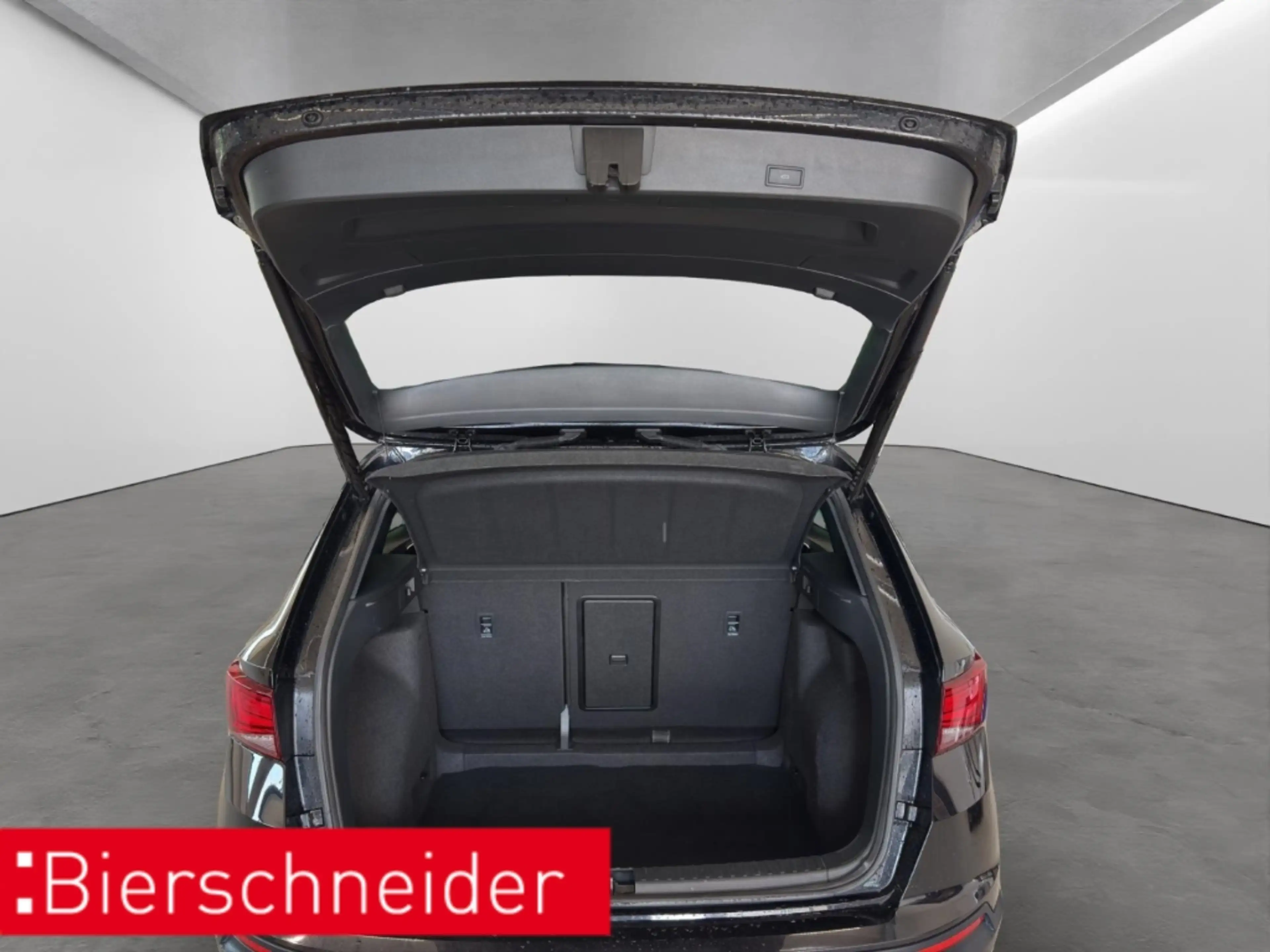 SEAT Ateca 1.5 TSI DSG Xperience ACC PARK-ASSIST SHZ — photo 6