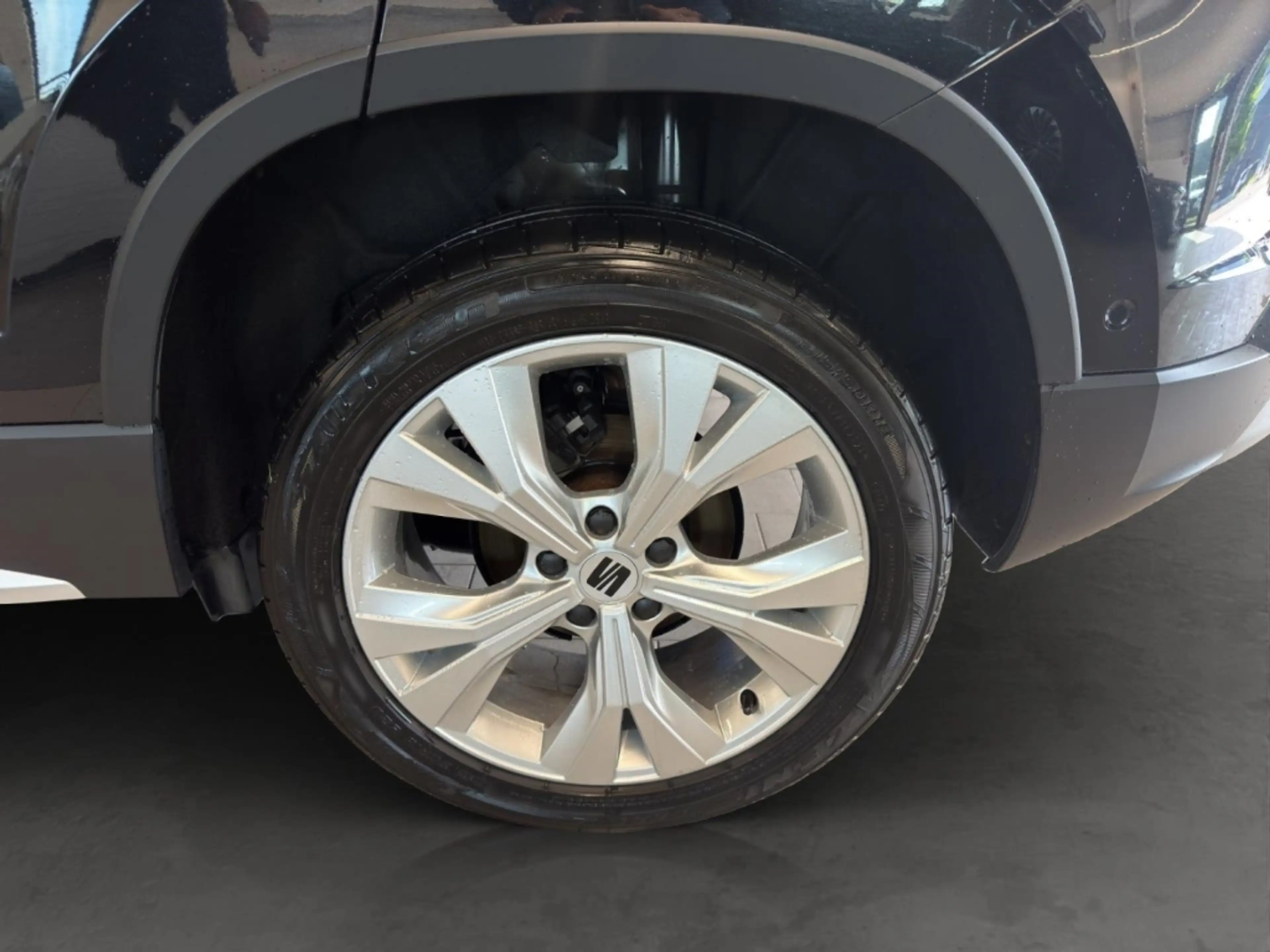 SEAT Ateca 1.5 TSI DSG Xperience ACC PARK-ASSIST SHZ — photo 8