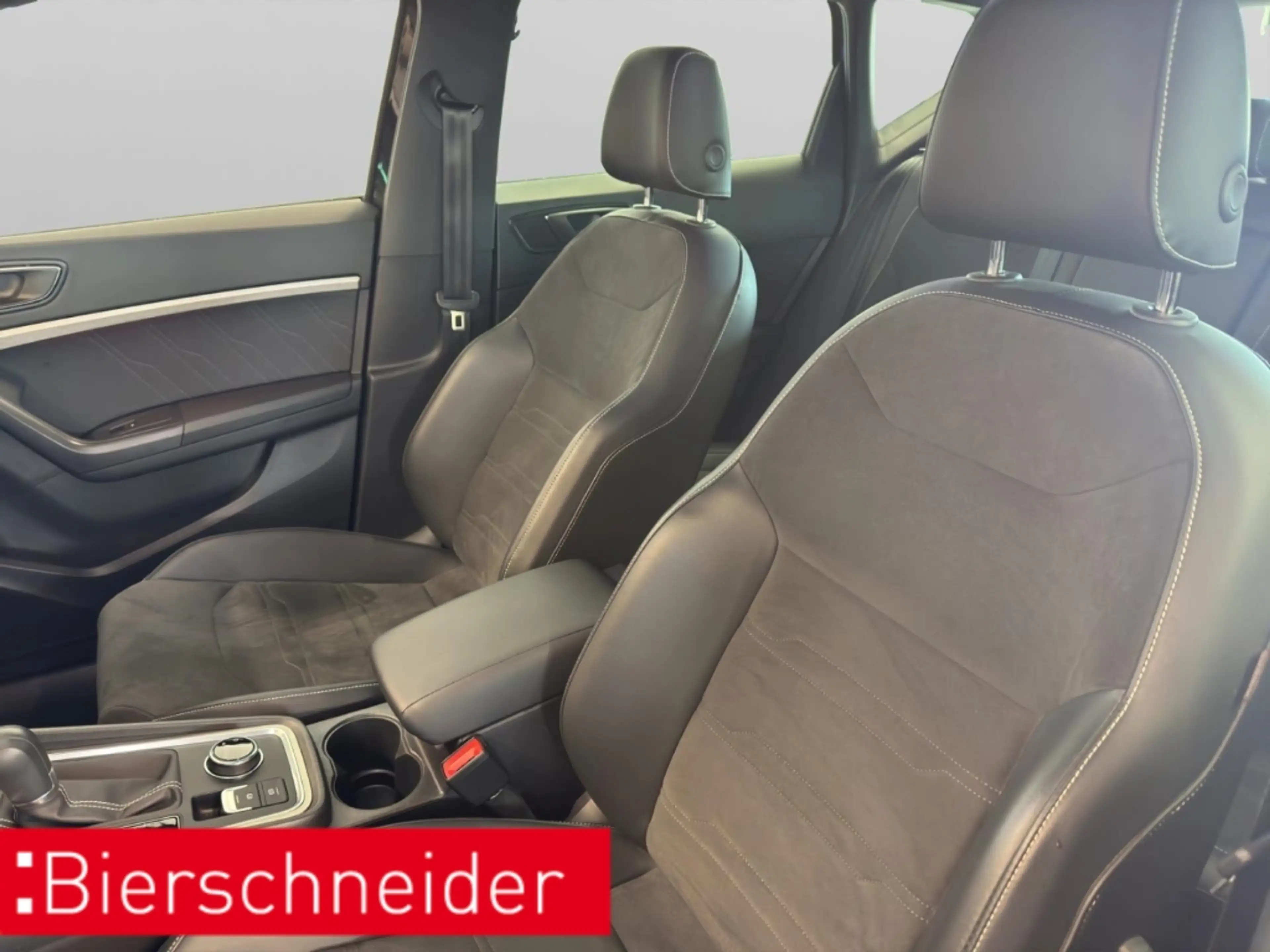 SEAT Ateca 1.5 TSI DSG Xperience ACC PARK-ASSIST SHZ — photo 10