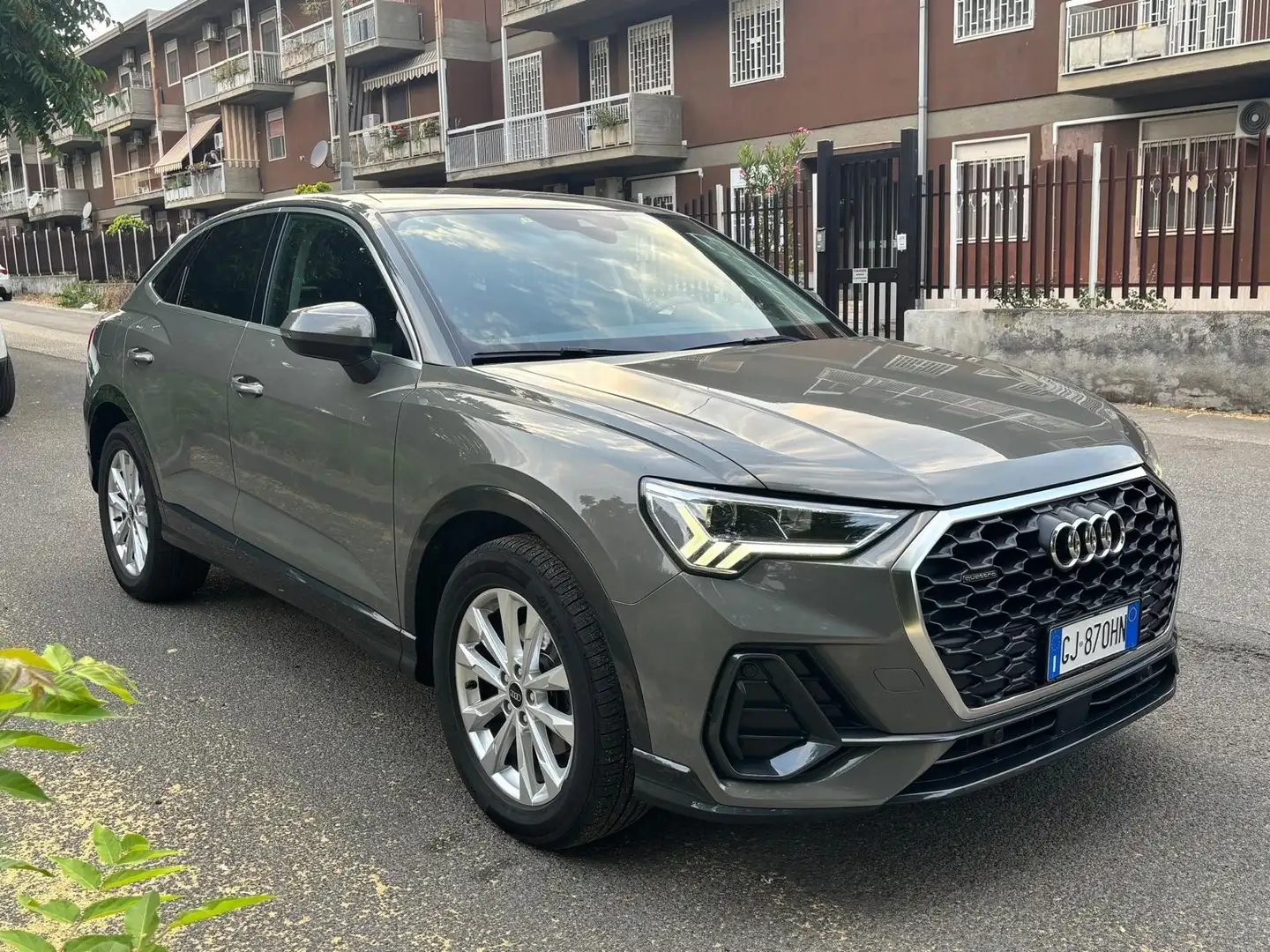 Audi Q3 Sportback 35 2.0 tdi Edition quattro s-tronic - 2
