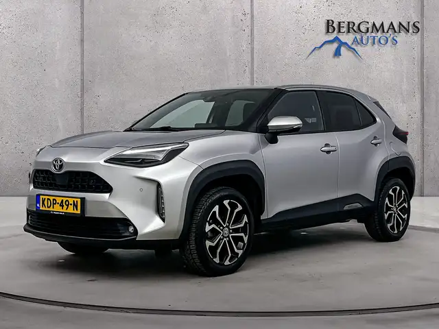 Toyota Yaris Cross // 1.5 Hybrid First Edition // KEYLESS // STOELVER