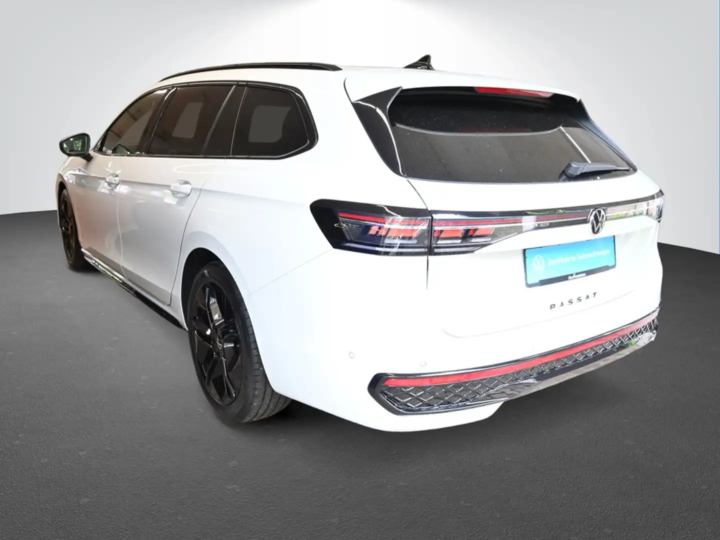 Volkswagen Passat Var 2.0 TDI Automatik R-Line IQ Drive PanoD Bla... Weiß - 2