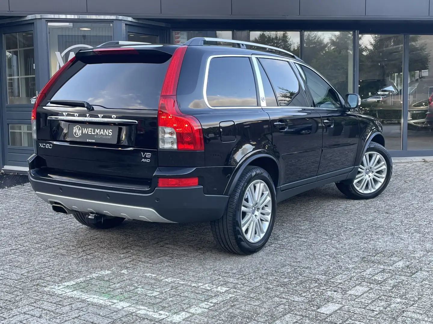 Volvo XC90 4.4 V8 Executive Youngtimer l Schuifdak l 7P l Sto Zwart - 2