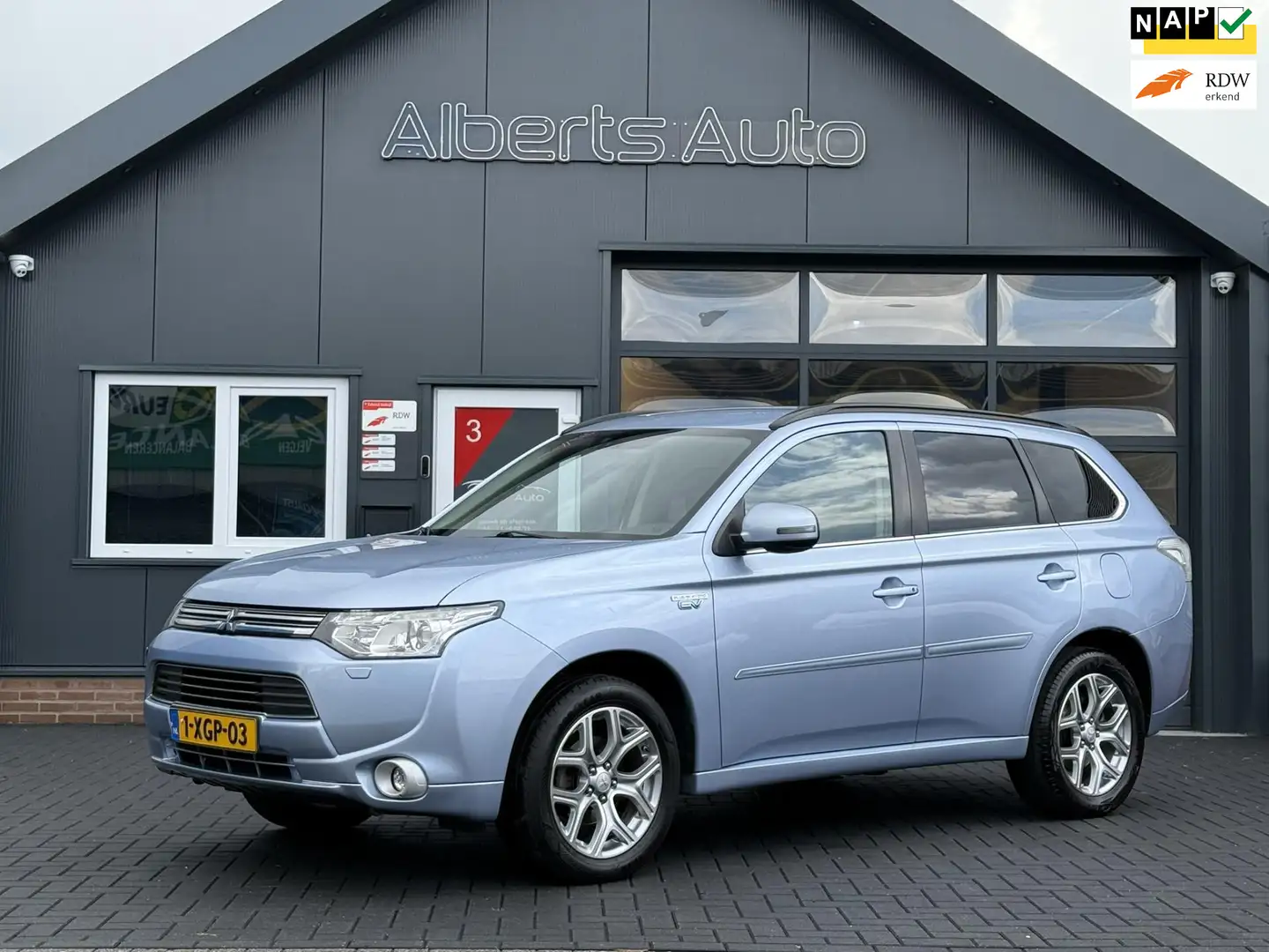 Mitsubishi Outlander 2.0 PHEV 4x4 Executive Edition | LEDER | NAVI | CA Bleu - 1