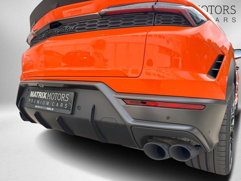 Lamborghini Urus SE Carbon Matt inside&outside NightVision — photo 10