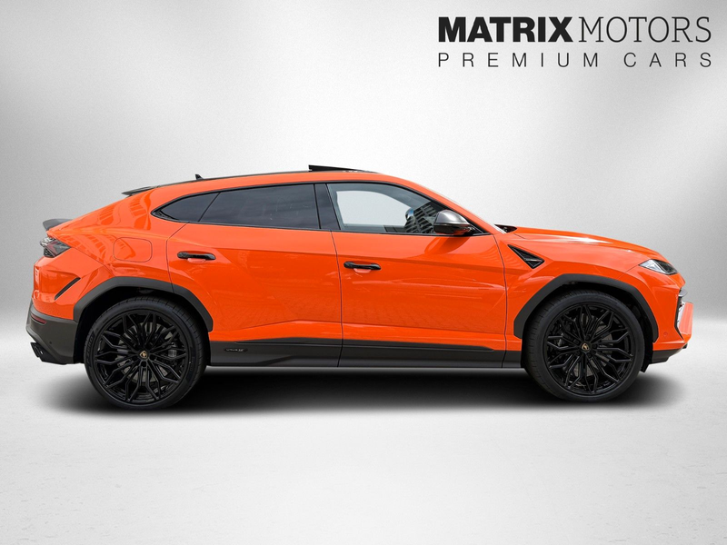 Lamborghini Urus SE Carbon Matt inside&outside NightVision — photo 5