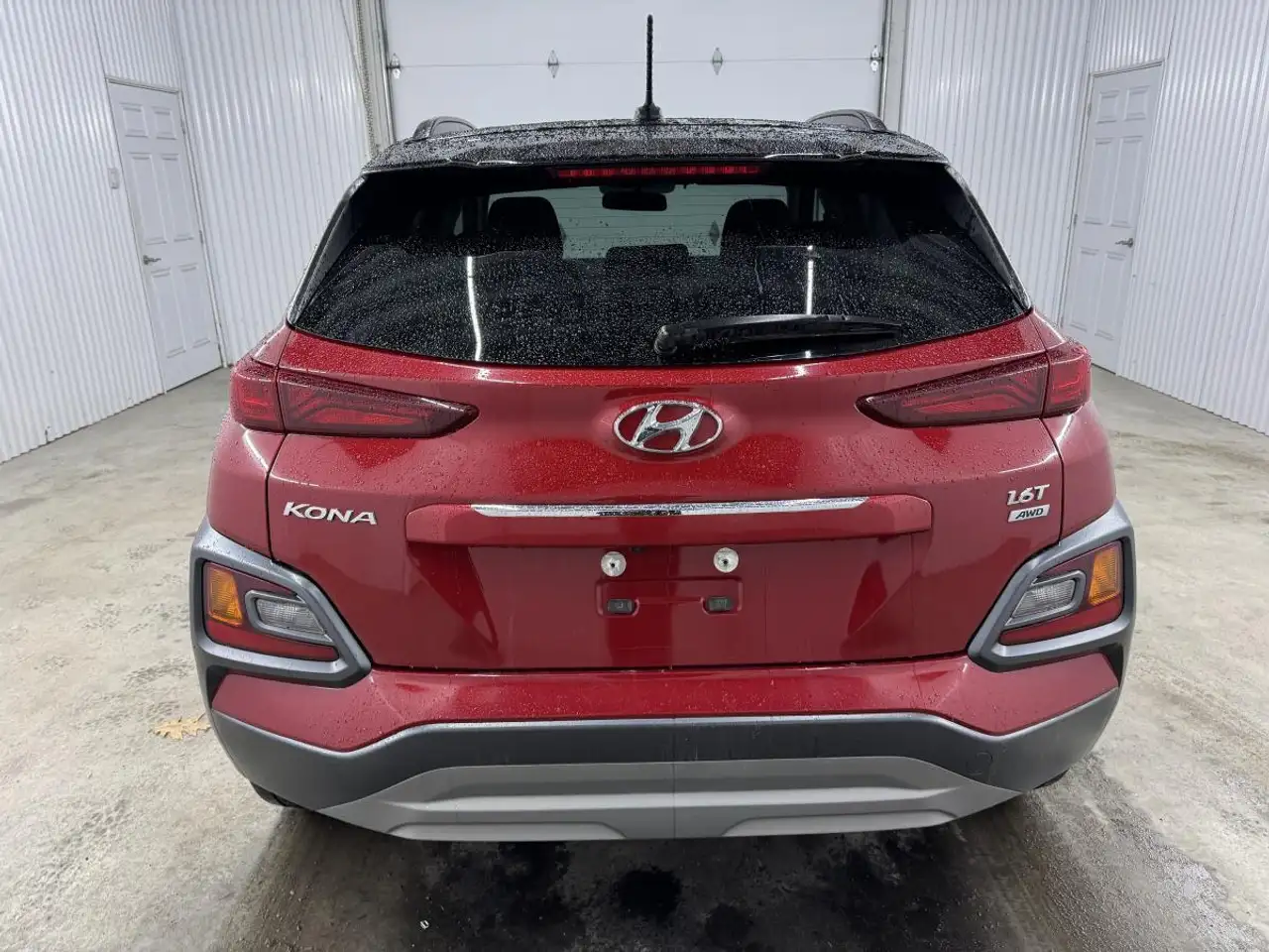Hyundai KONA снимка Hyundai KONA