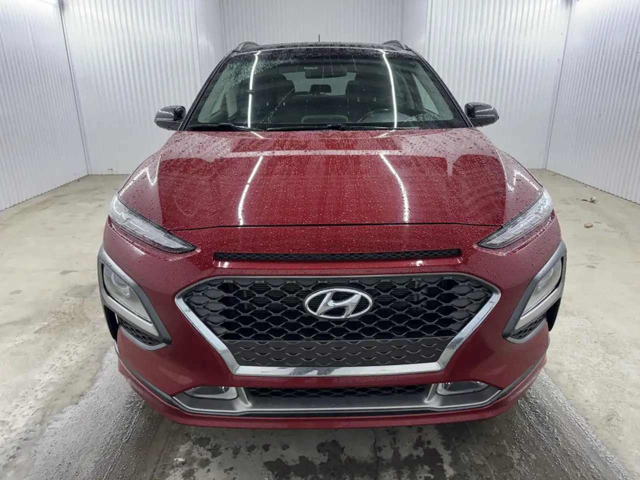 Hyundai KONA снимка Hyundai KONA