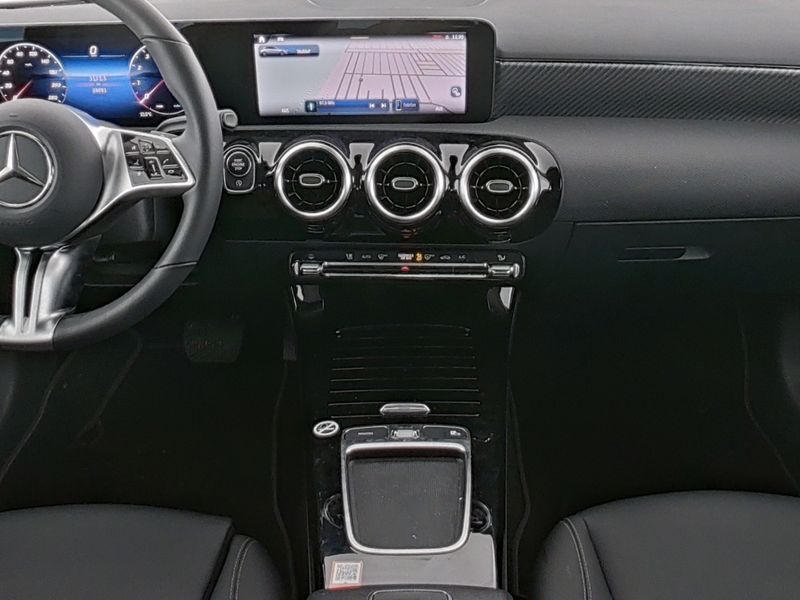 Mercedes-Benz A 180 Kompaktlimousine PROGRESSIVE|MBUX|SHZ|KAM — photo 7