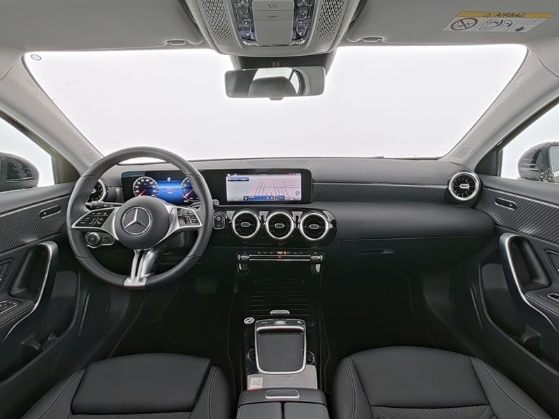 Mercedes-Benz A 180 Kompaktlimousine PROGRESSIVE|MBUX|SHZ|KAM — photo 8