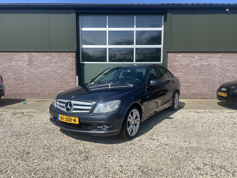 Mercedes-Benz C 200 K Avantgarde — photo 2