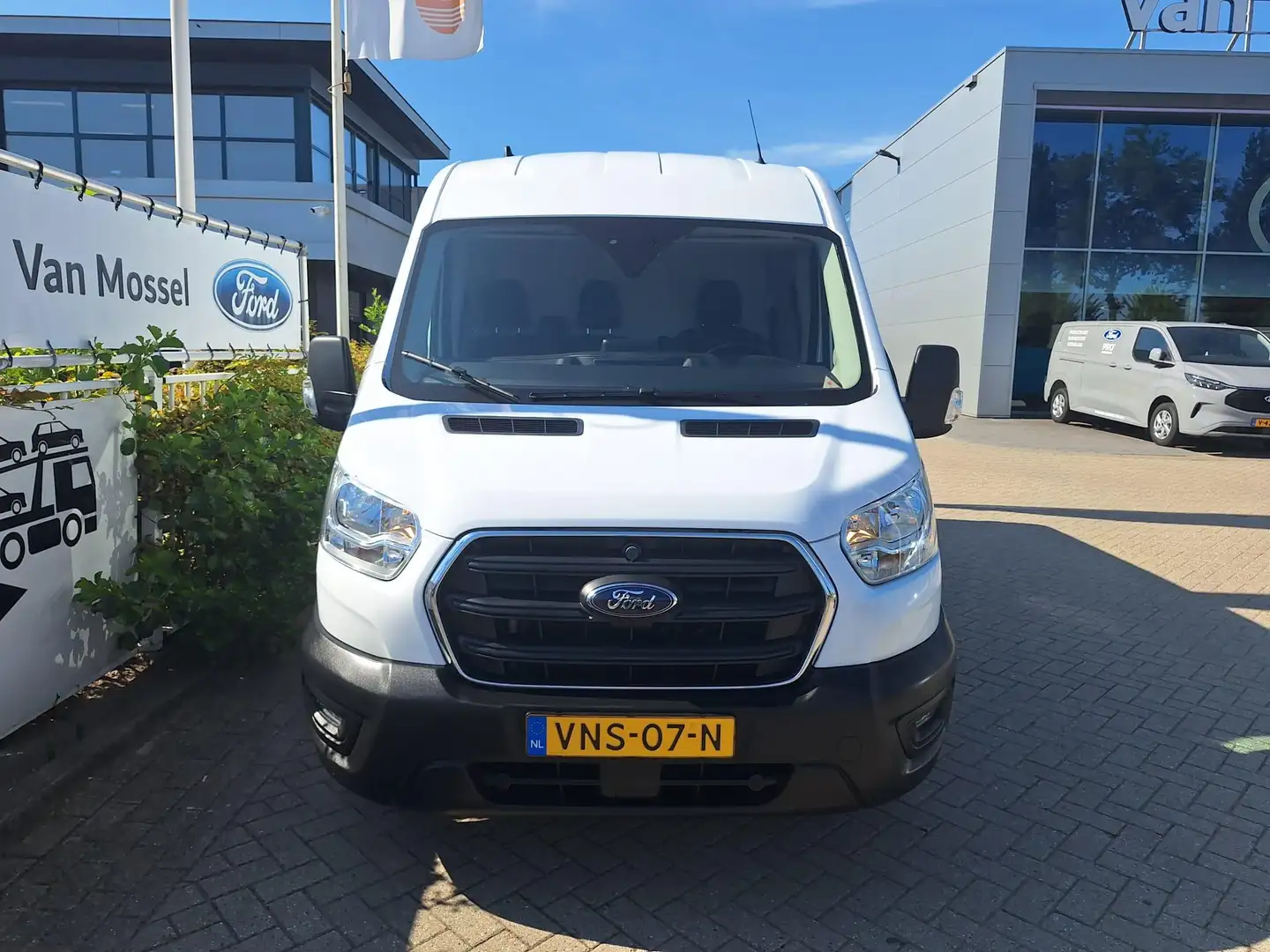 Ford Transit 350 2.0 TDCI L3H3 Trend | 2500KG Trekgewicht | Ach - 2