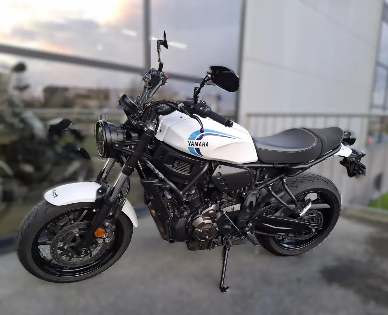 Yamaha XSR 700 Blanc - 2