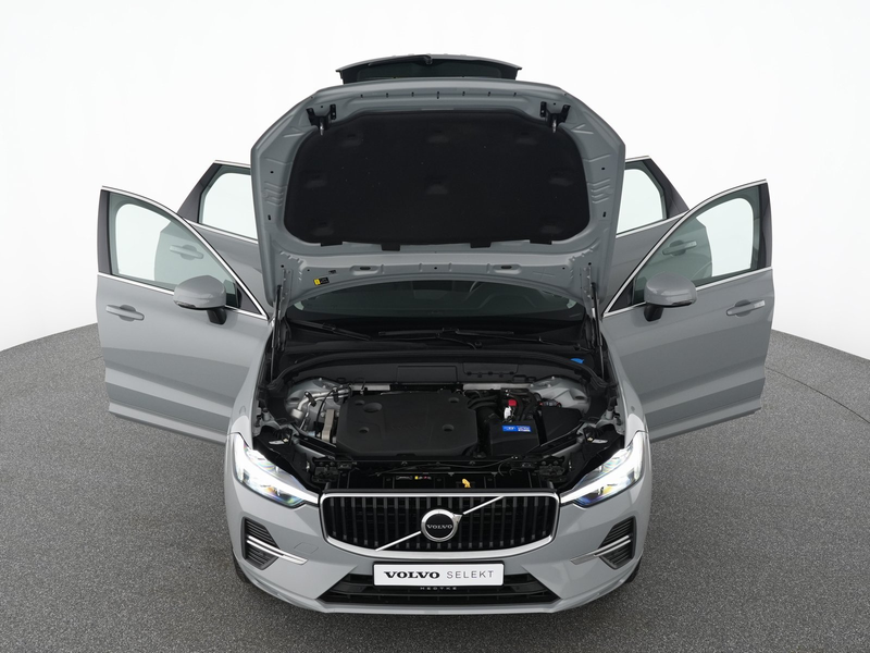 Volvo XC60 B4 Diesel Geartronic Core AHK — photo 12