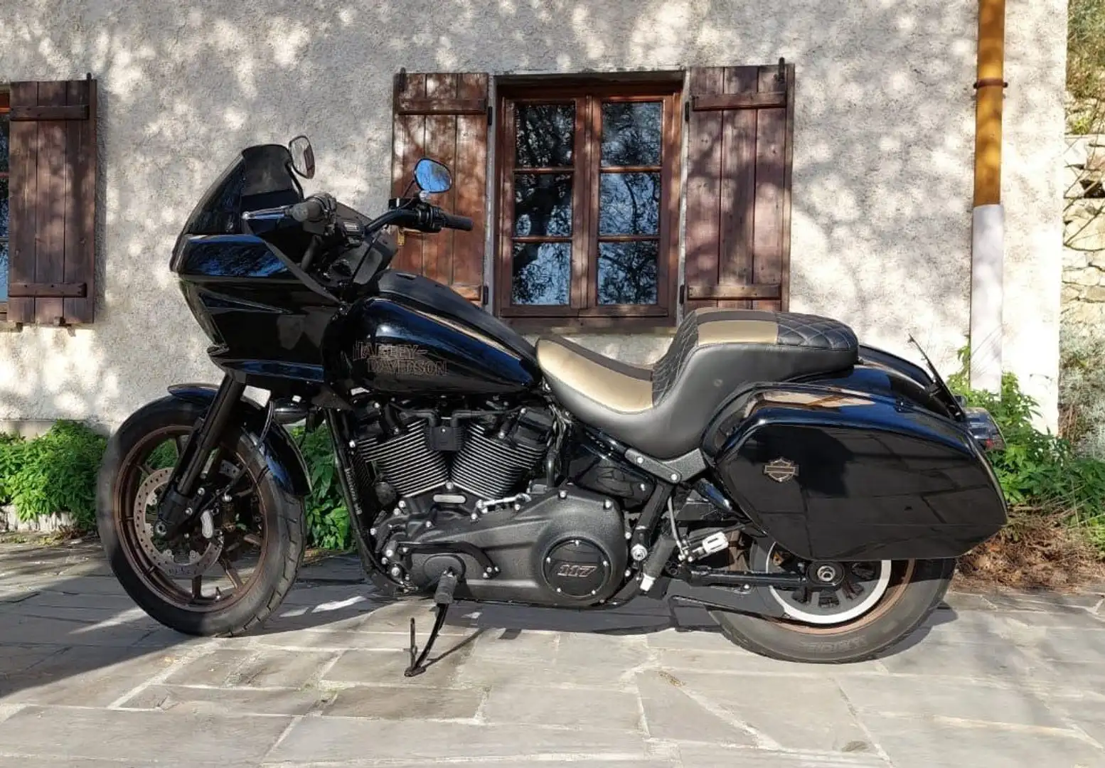 Harley-Davidson Lowrider ST ST Černá - 2