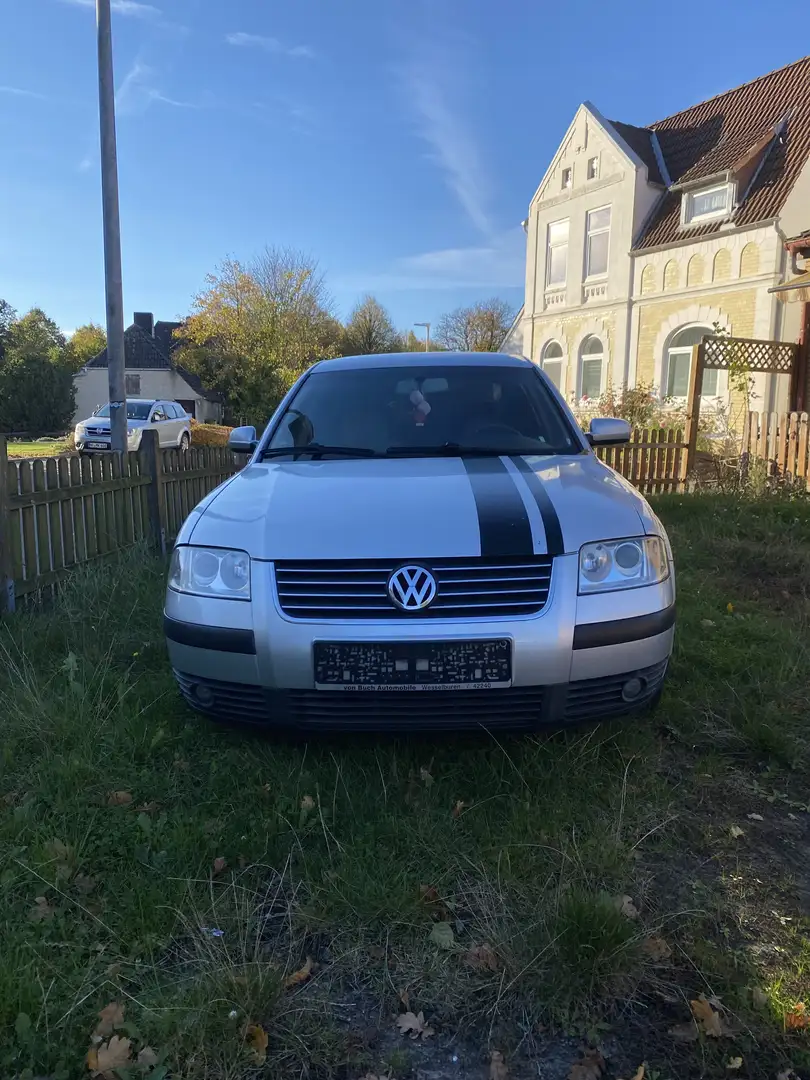 Volkswagen Passat 1.9 TDI - 1